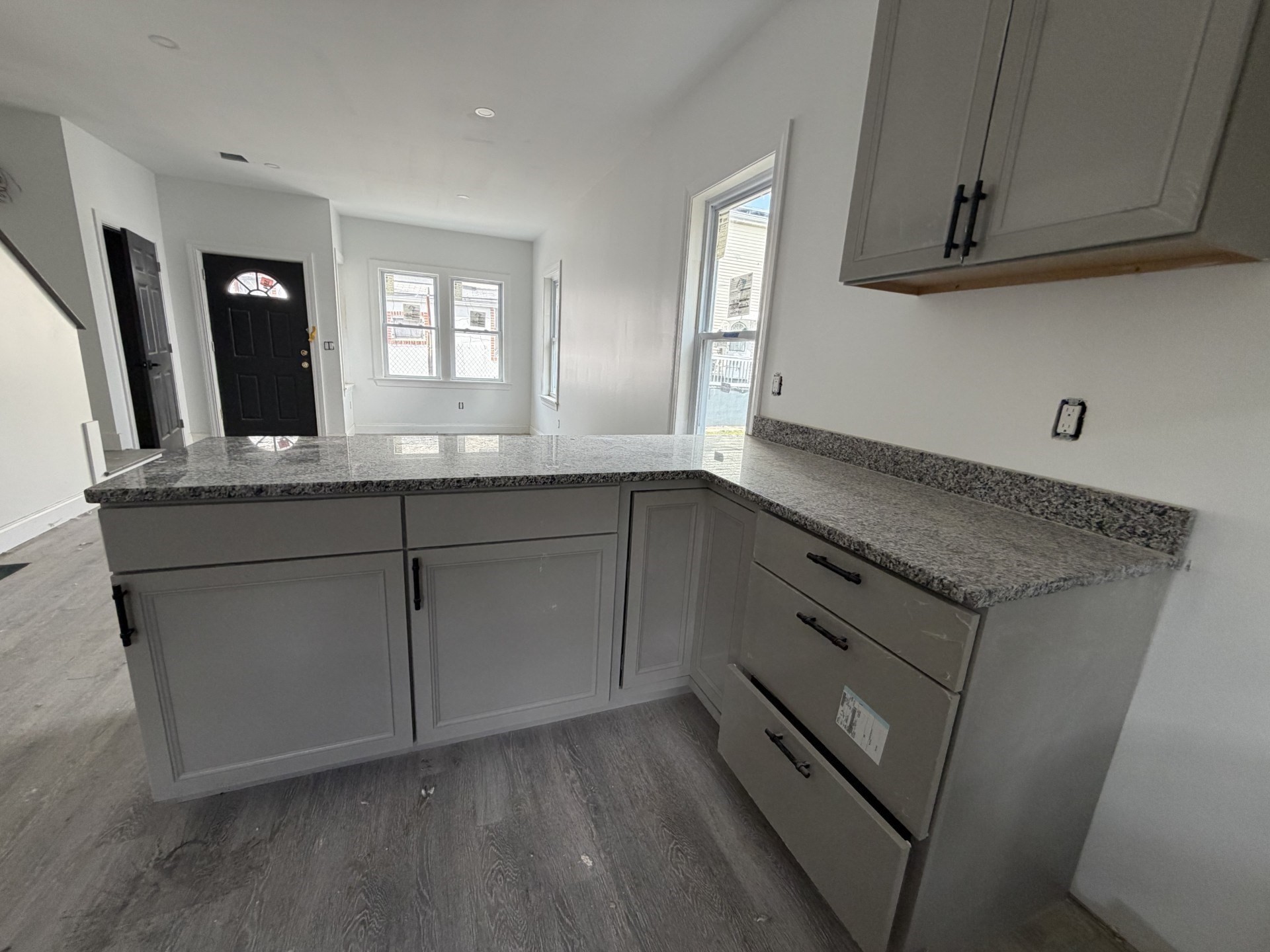 7 Parkway St, Dorchester, Boston, MA 02124 - Image 8