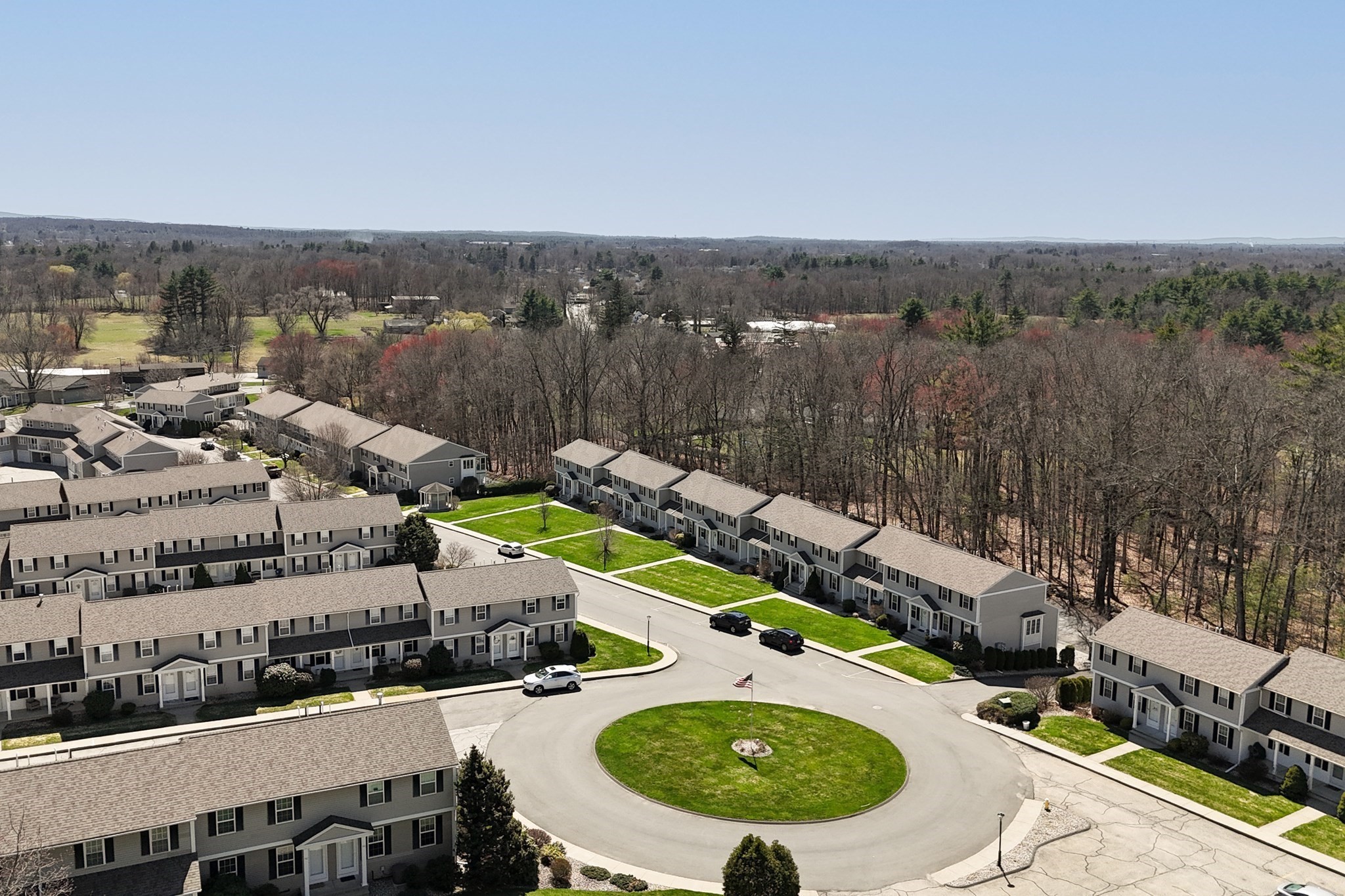 665 Center St Unit 611, Ludlow, MA 01056