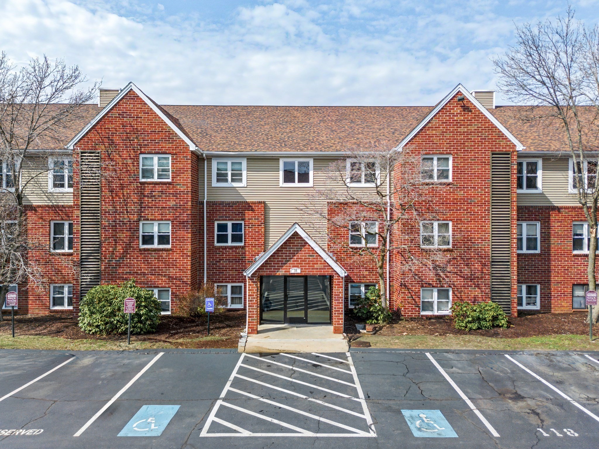 35 Longworth Avenue Unit 12, Brockton, MA 02301
