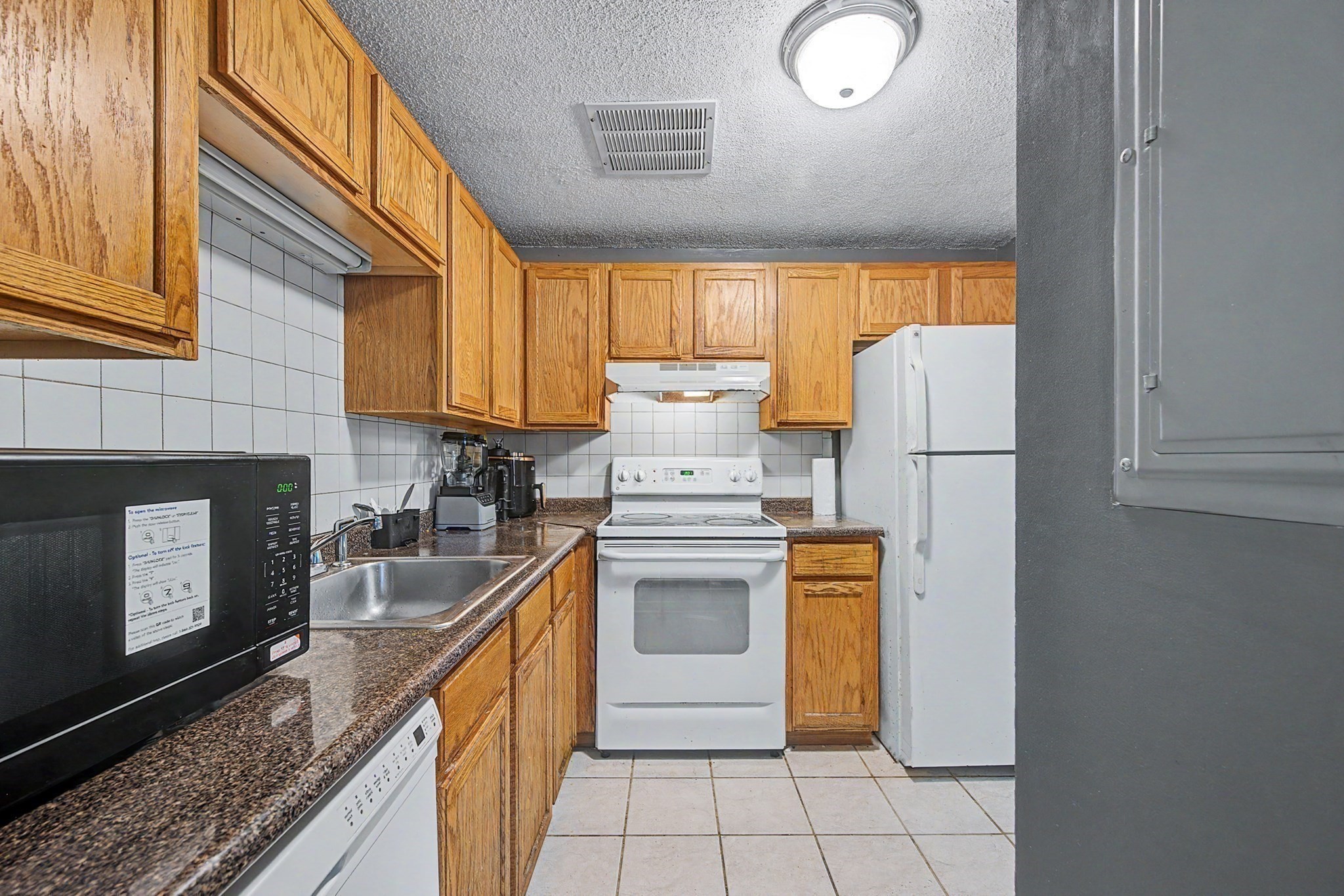 35 Longworth Avenue Unit 12, Brockton, MA 02301 - Image 8