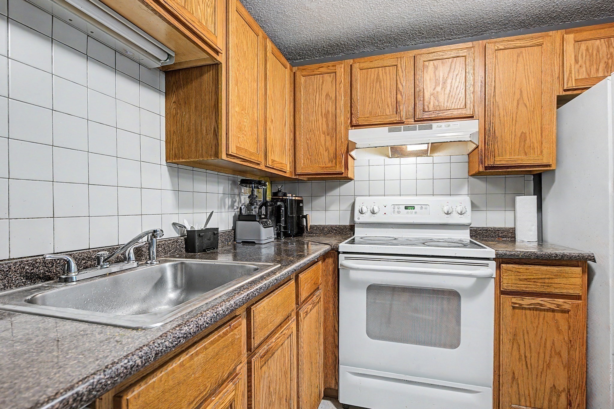 35 Longworth Avenue Unit 12, Brockton, MA 02301 - Image 9