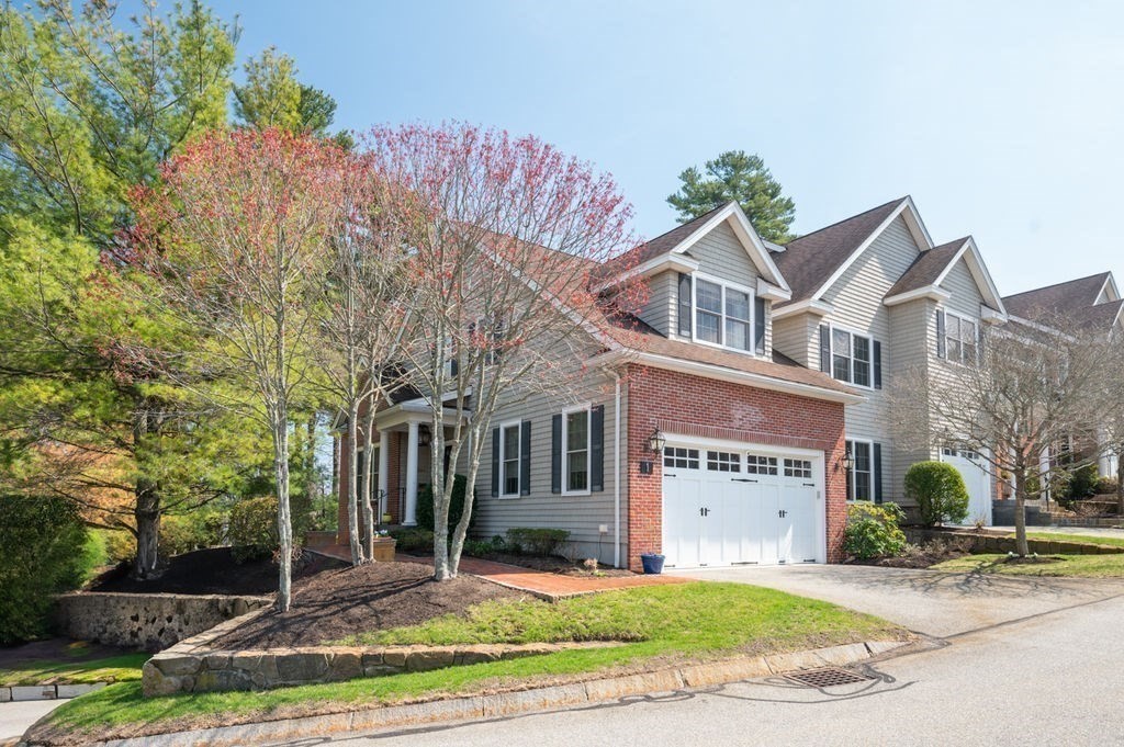 900 Lynnfield St. Unit 1, Lynnfield, MA 01940