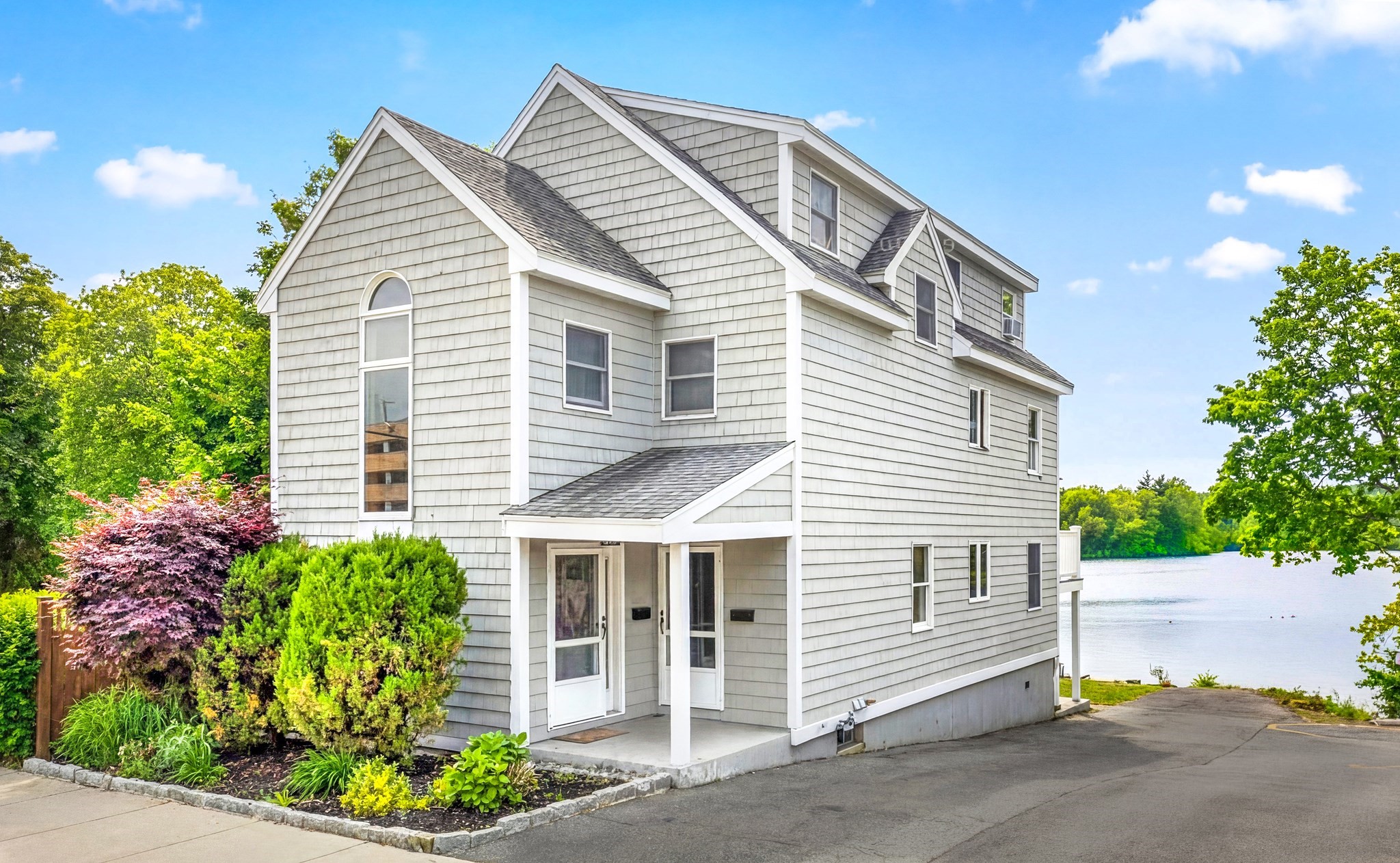 780 Main Street, Melrose, MA 02176