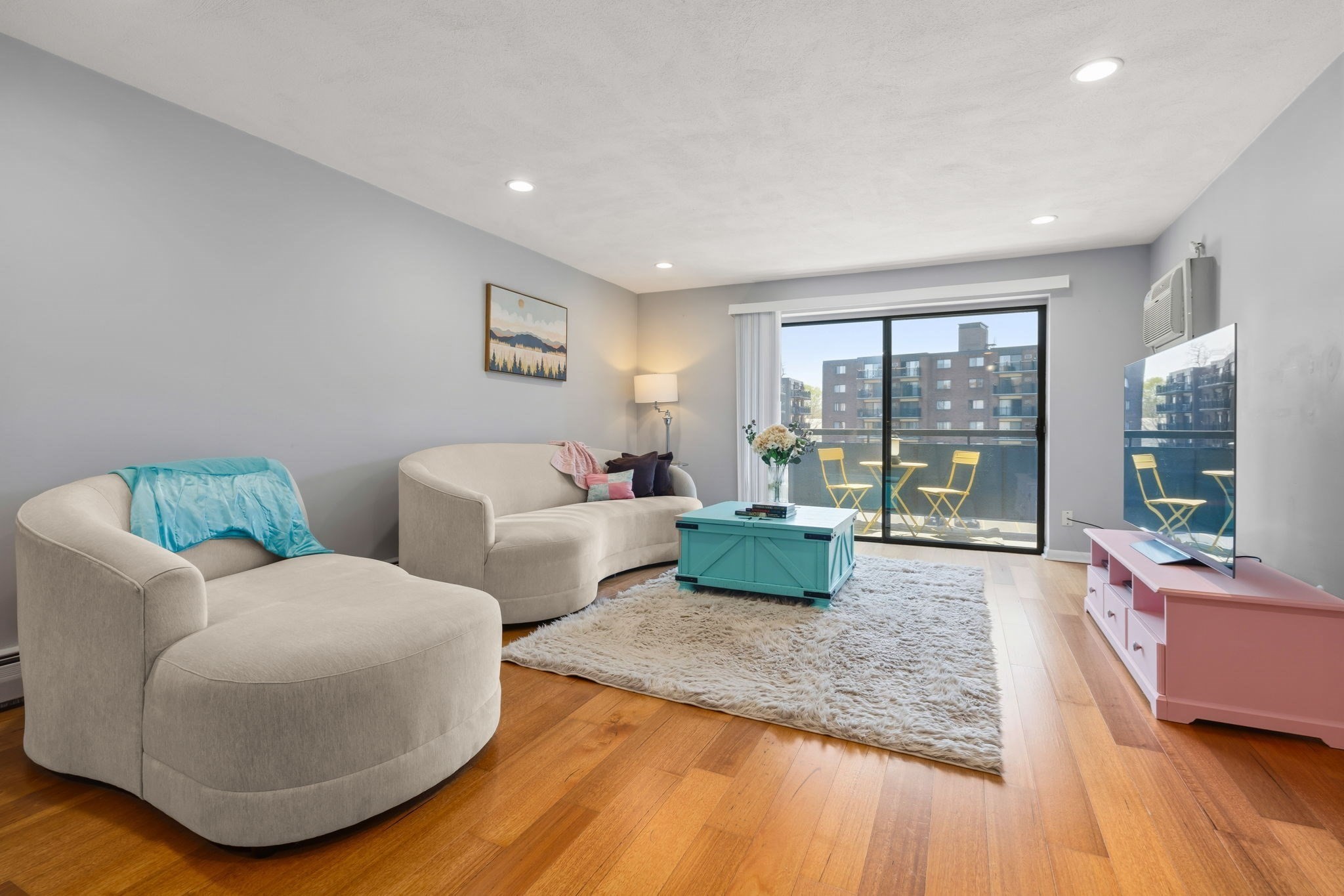 32 Whites Ave Unit E441, Watertown, MA 02472