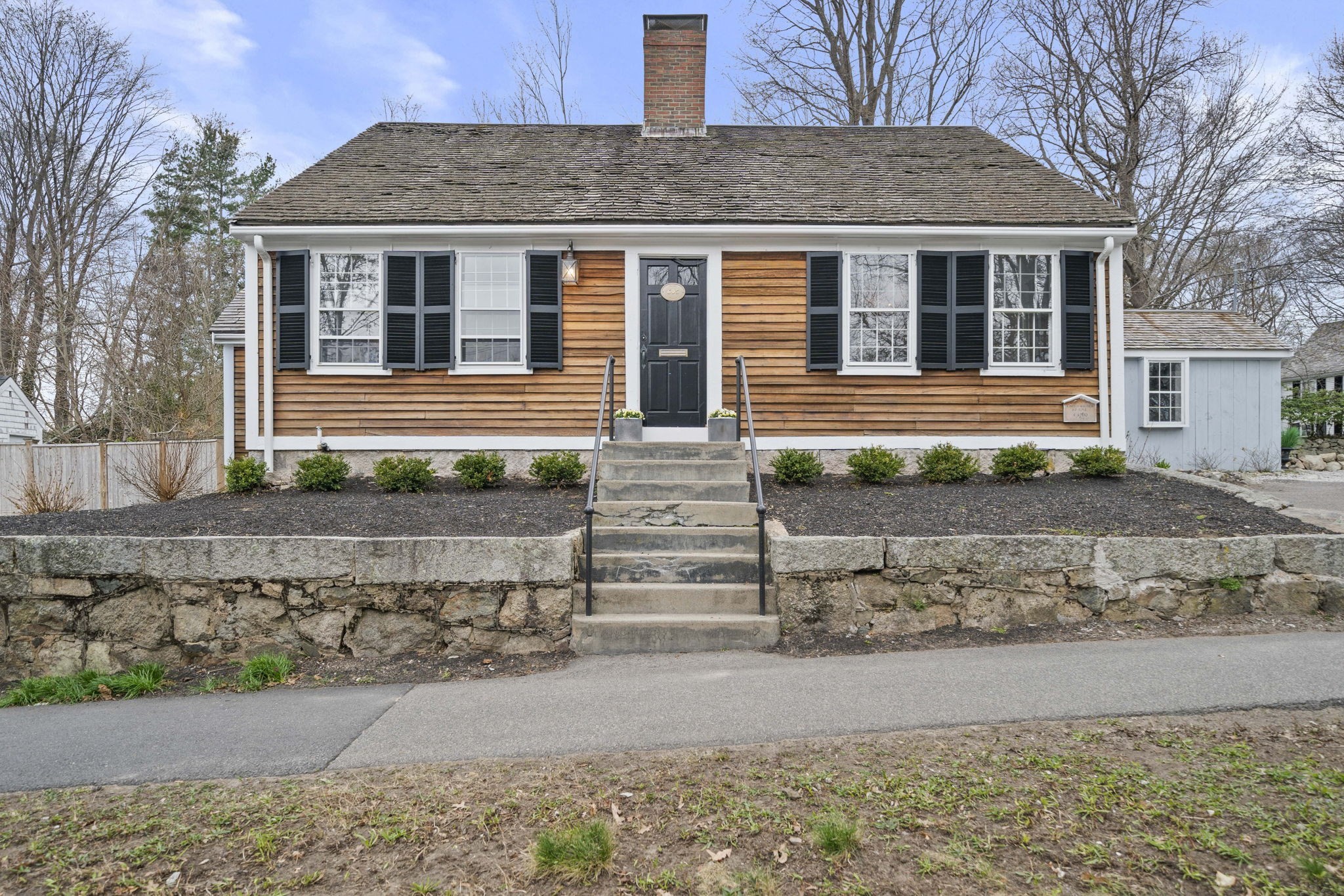 605 Main St, Hingham, MA 02043