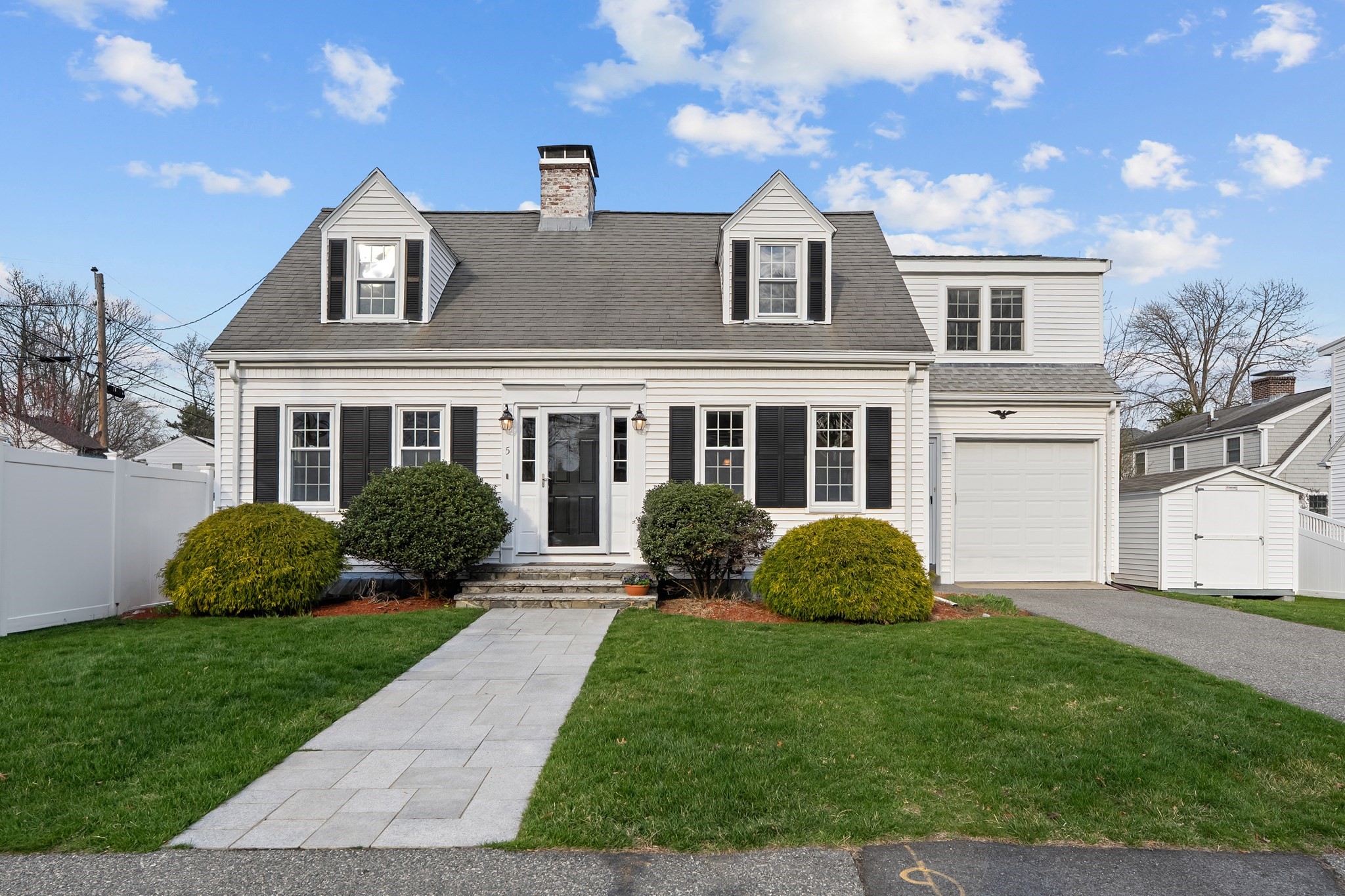5 Putnam Rd, Arlington, MA 02474