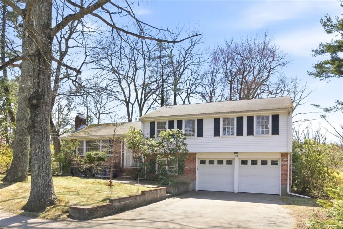 77 Booth Rd, Dedham, MA 02026