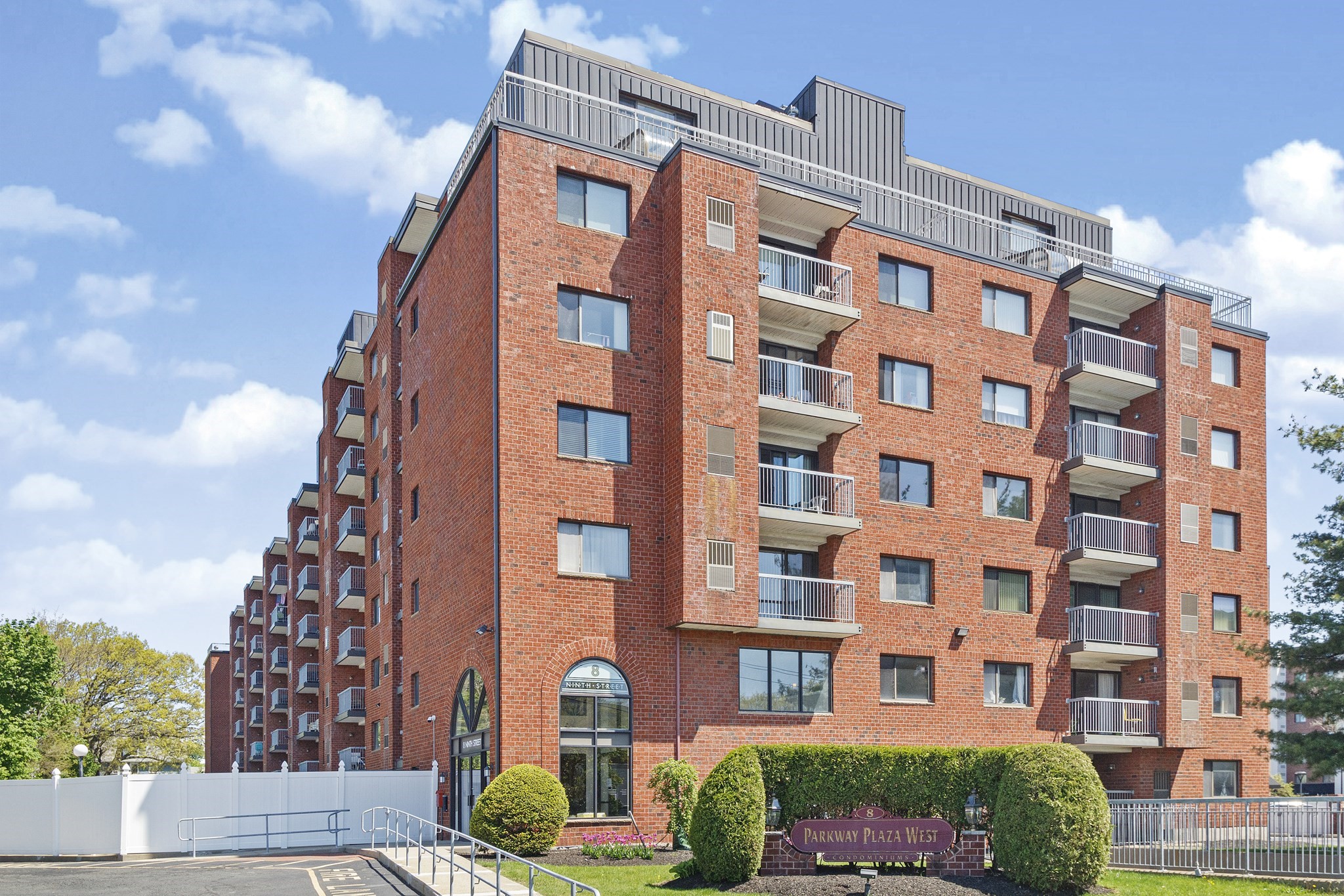 8 Ninth Unit 707, Medford, MA 02155