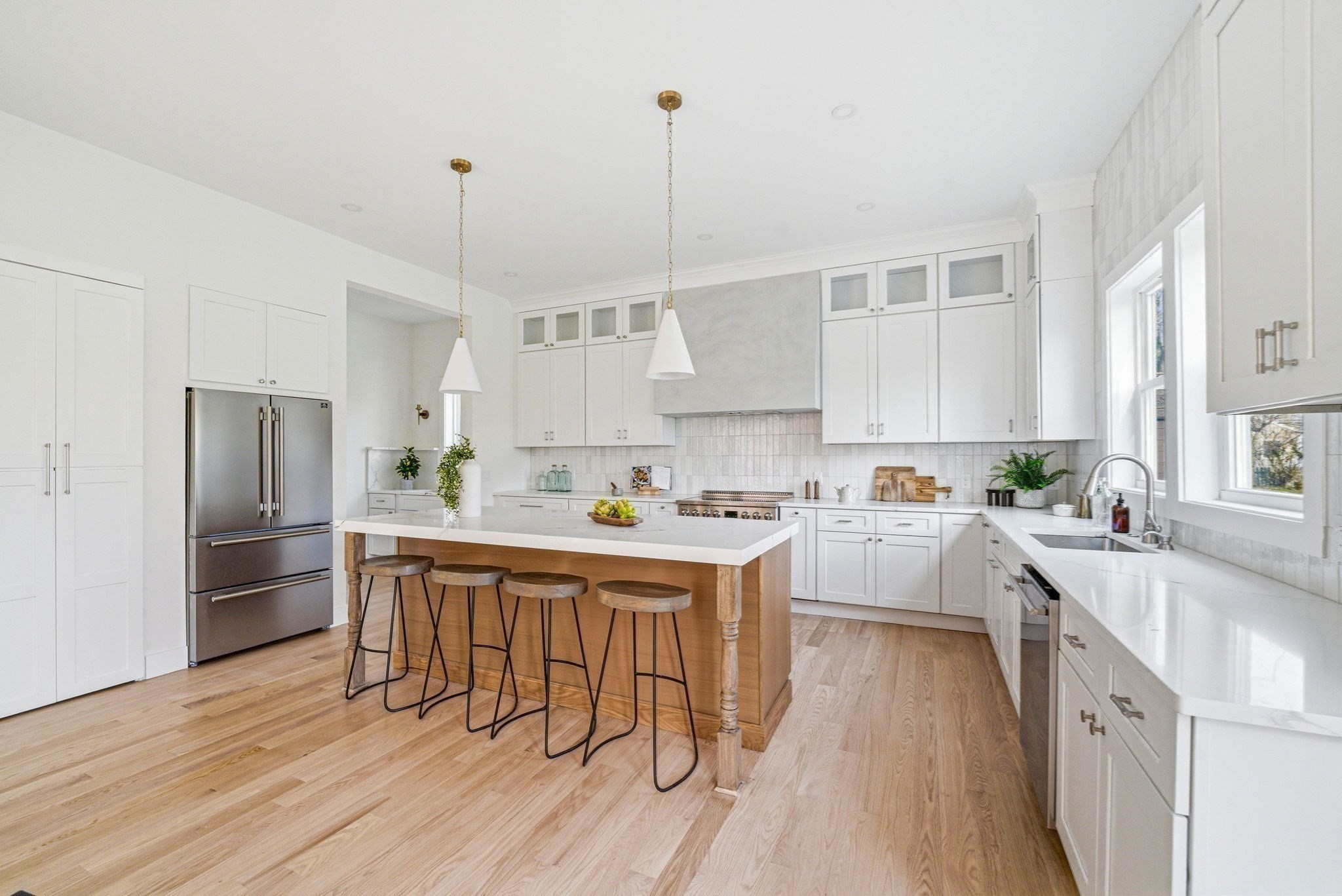 16 Hillside Park, Melrose, MA 02176 - Image 2
