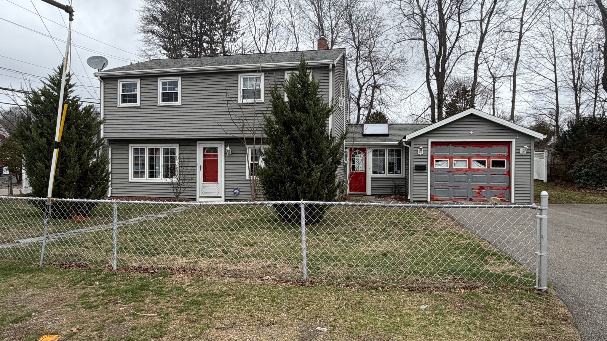 4 Lake St, Braintree, MA 02184