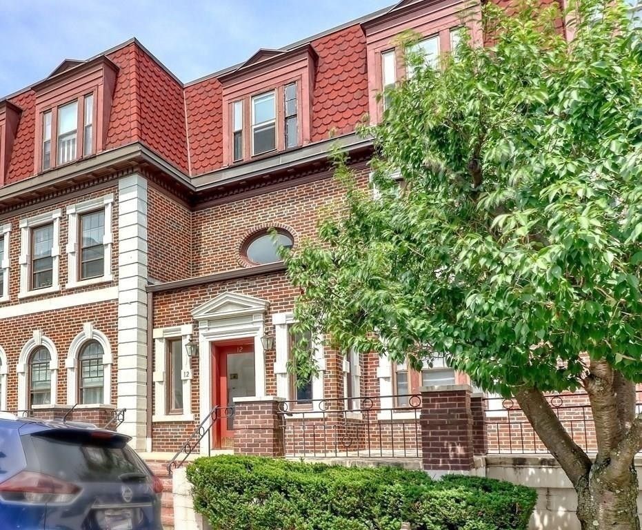 12 Bellvista Rd Unit 2, Brighton, Boston, MA 02135