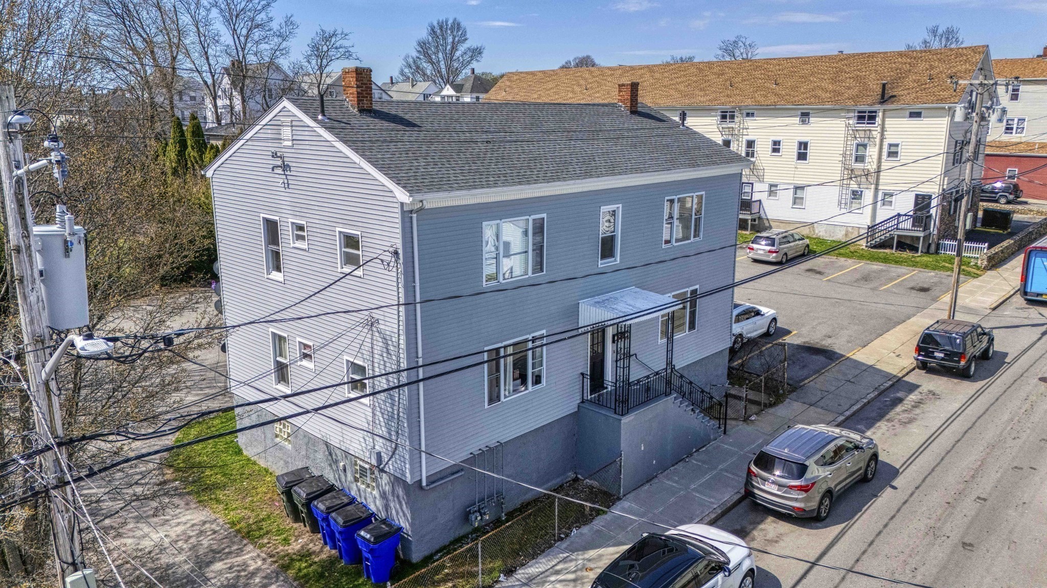 135 Snell St, Fall River, MA 02721