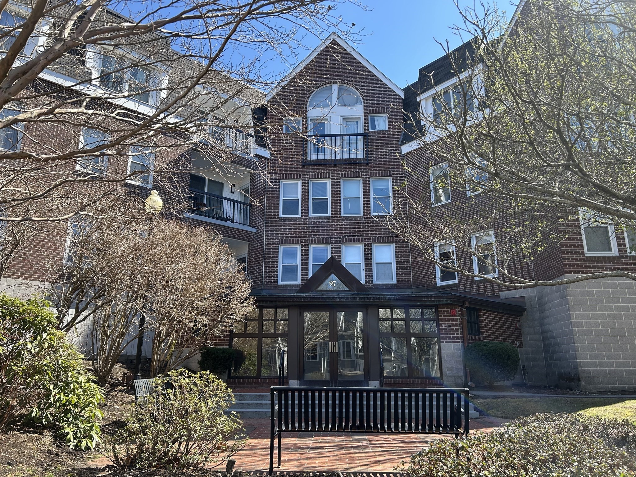 97 Anderer Ln Unit 202, West Roxbury, Boston, MA 02132
