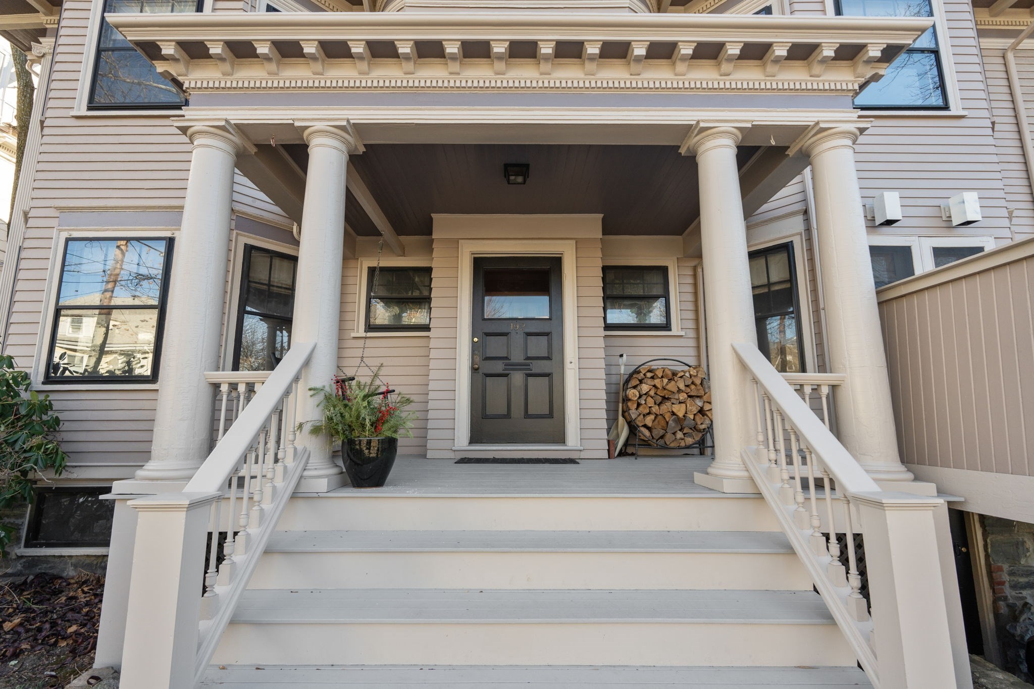 192 Upland Rd, Cambridge, MA 02140