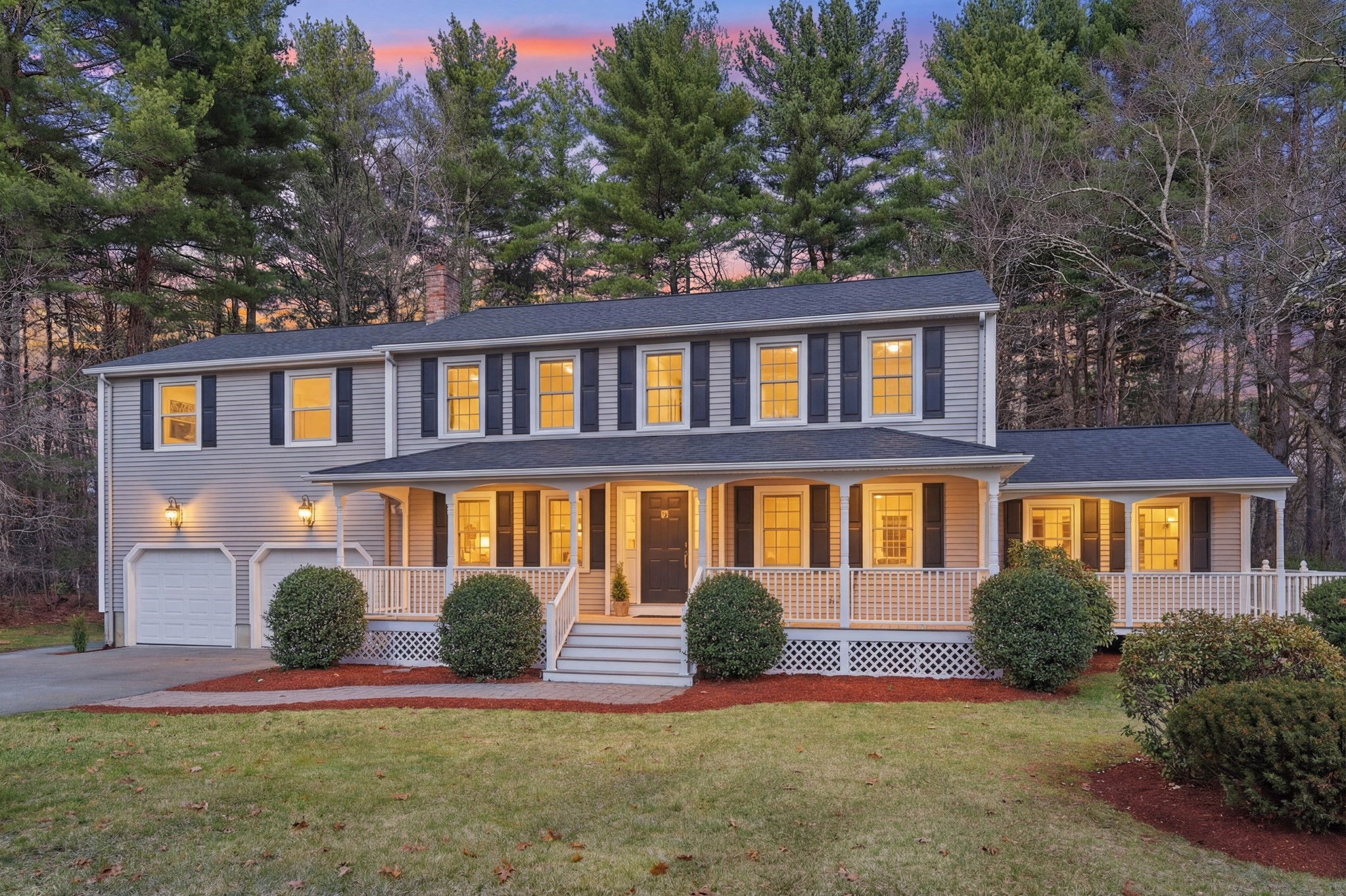 101 Barry Dr, Tewksbury, MA 01876