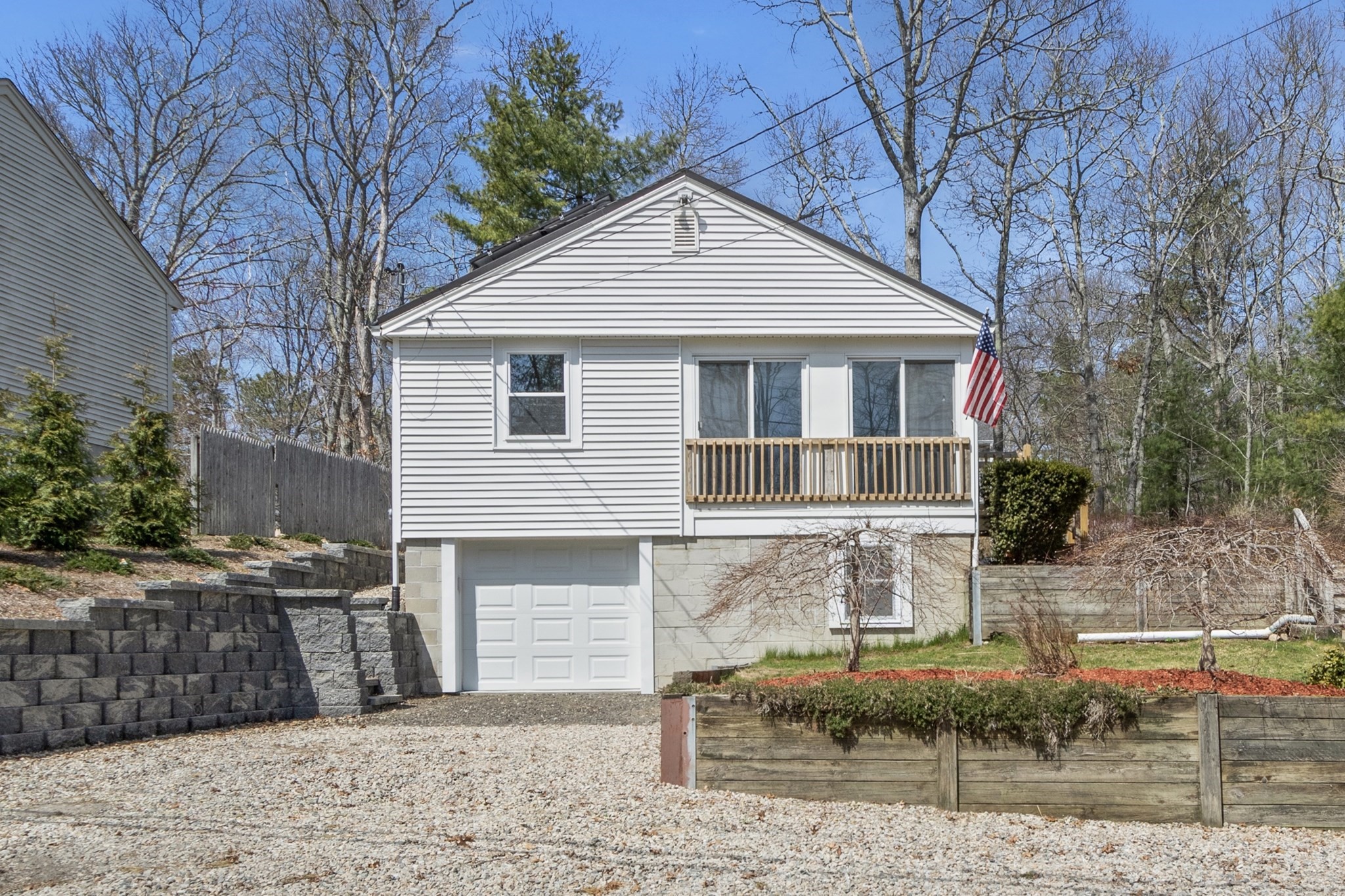 7 Lake View Blvd, Plymouth, MA 02360