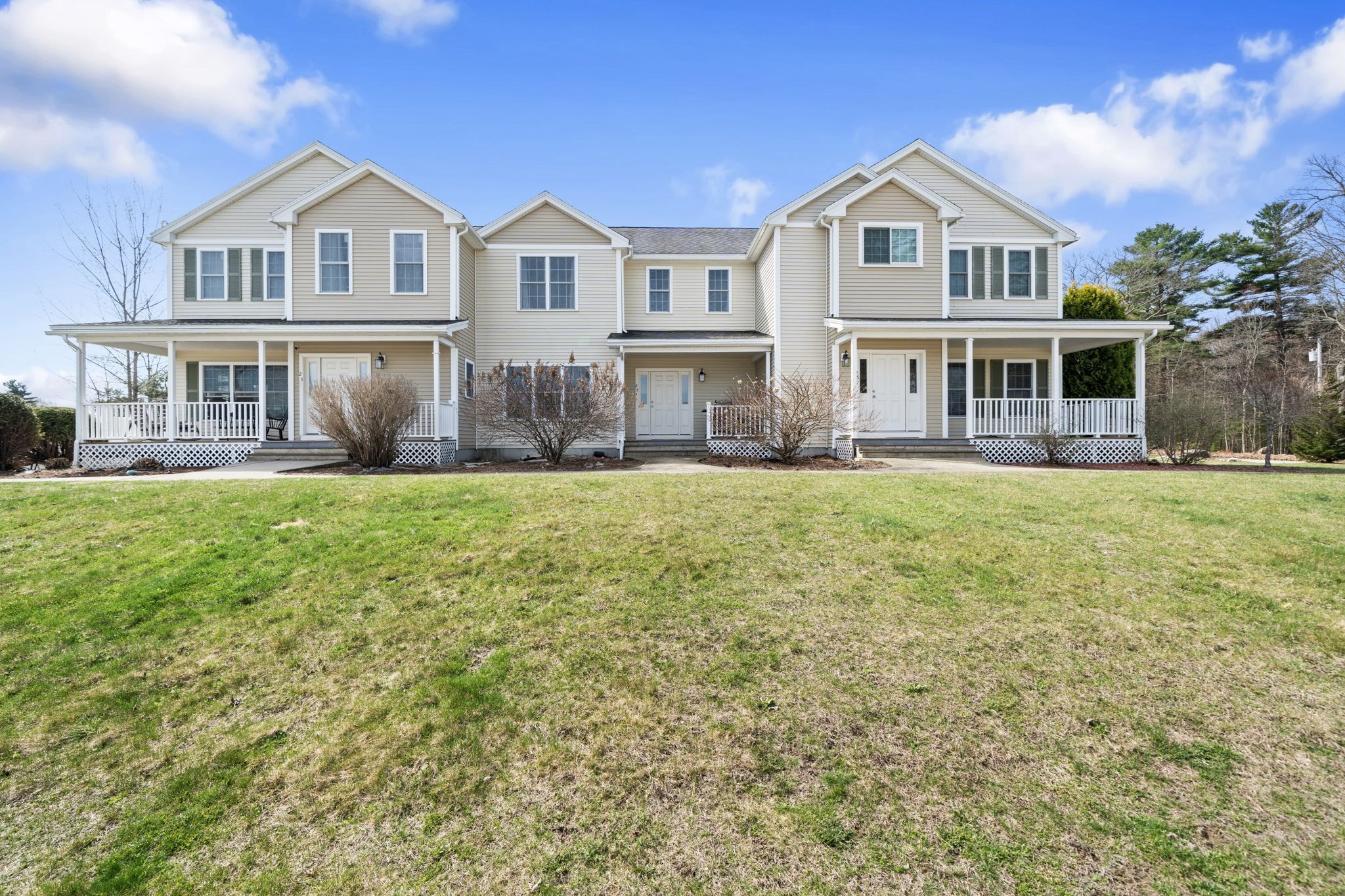 25 Ashworth Unit B, Oxford, MA 01537