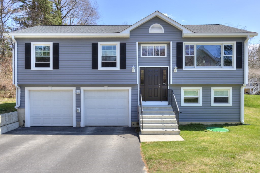 1 Knapp Ave, Worcester, MA 01605