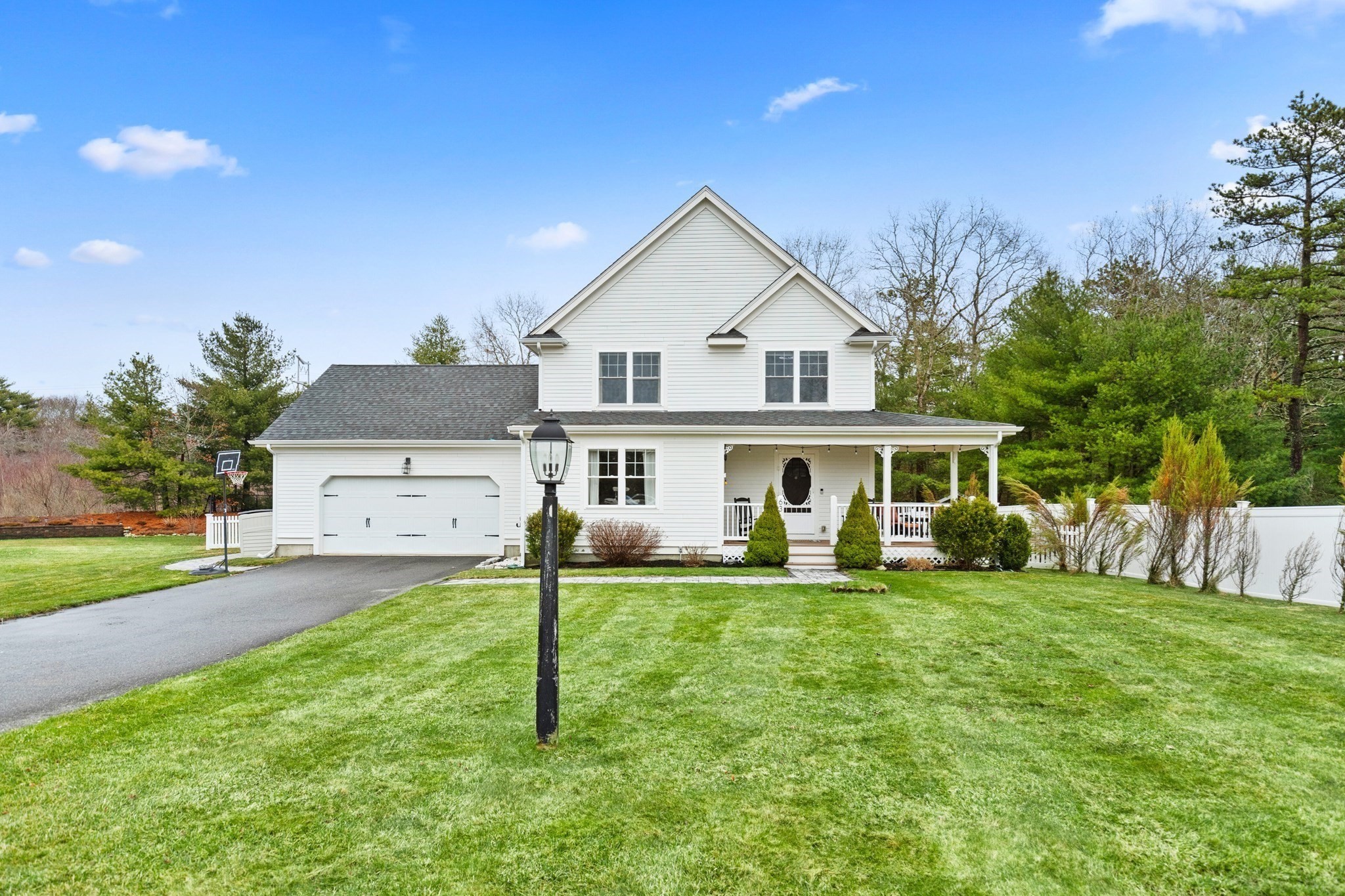 63 Christmas Tree Lane, Kingston, MA 02364