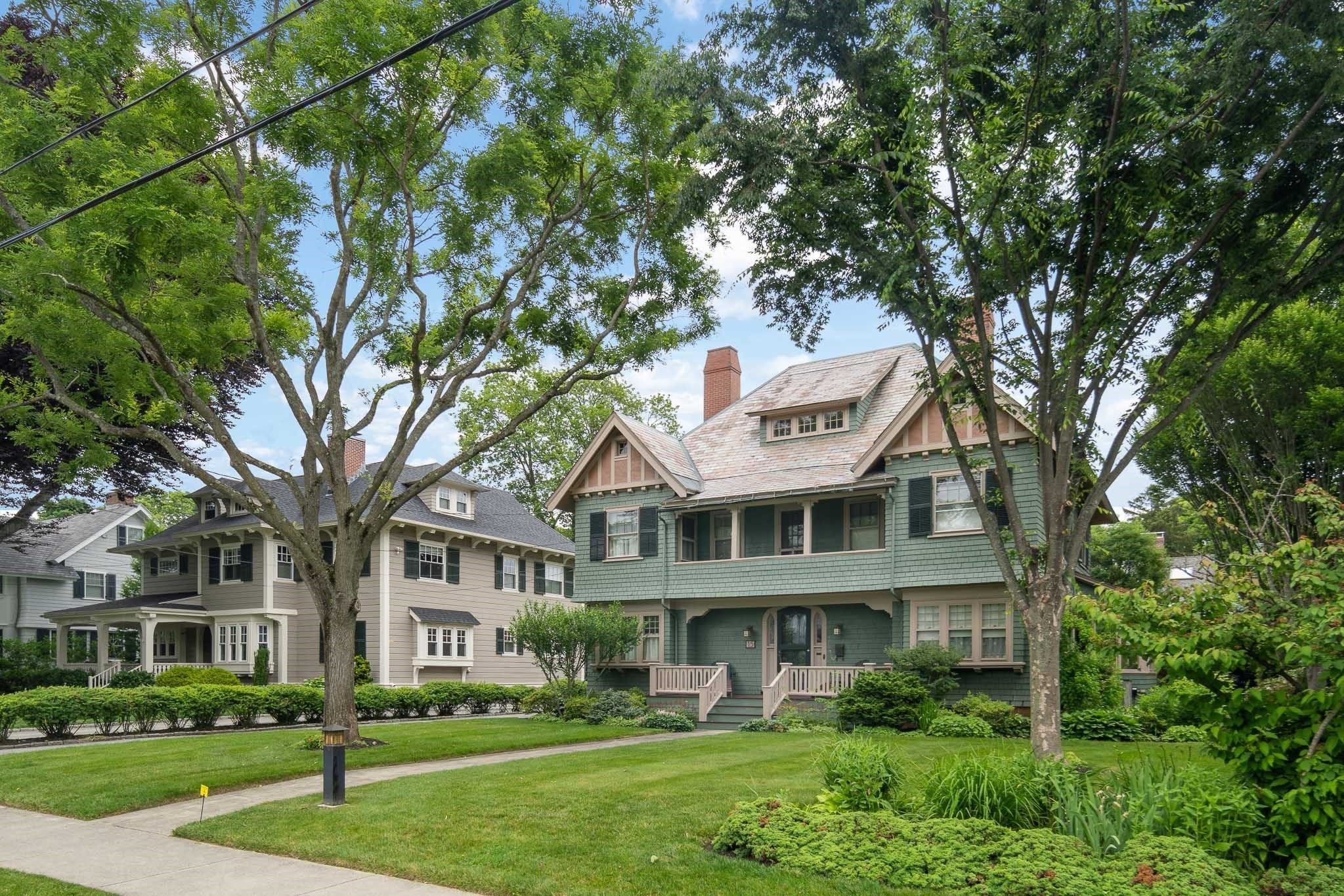 15 Cabot St, Winchester, MA 01890