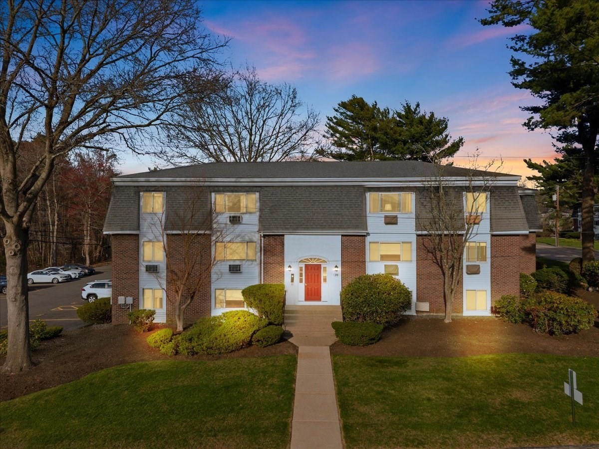 39 Will Drive Unit 16, Canton, MA 02021