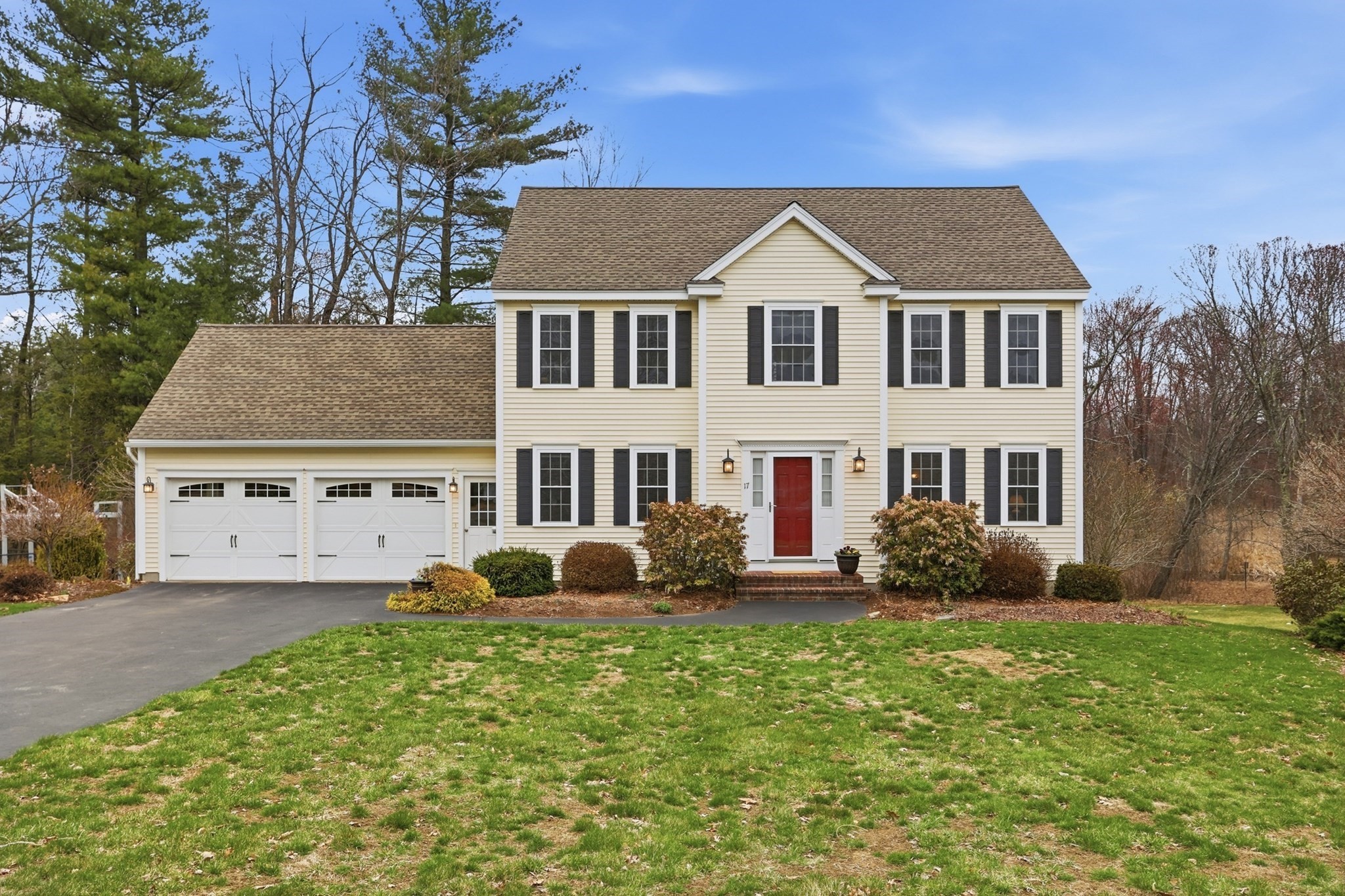 17 Gray Farm Rd, Littleton, MA 01460