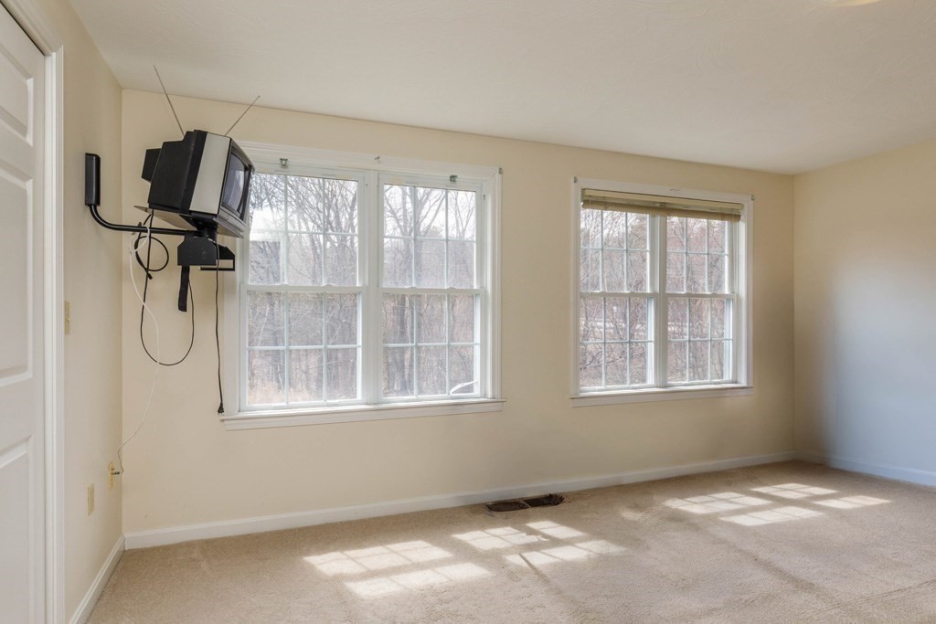 51 Sawmill Pond Road Unit 51, Fitchburg, MA 01420 - Image 12