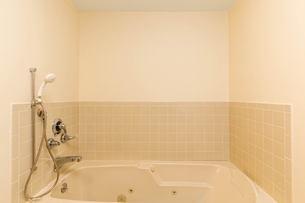51 Sawmill Pond Road Unit 51, Fitchburg, MA 01420 - Image 14