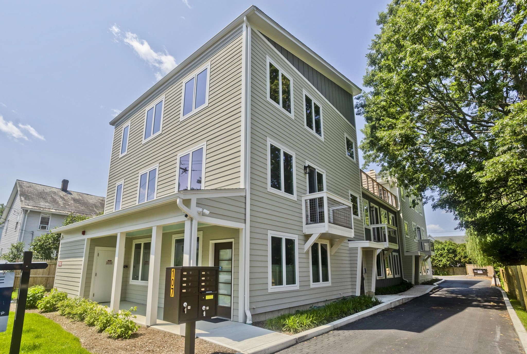 2 107 Williams Street Unit 2b, Northampton, MA 01060