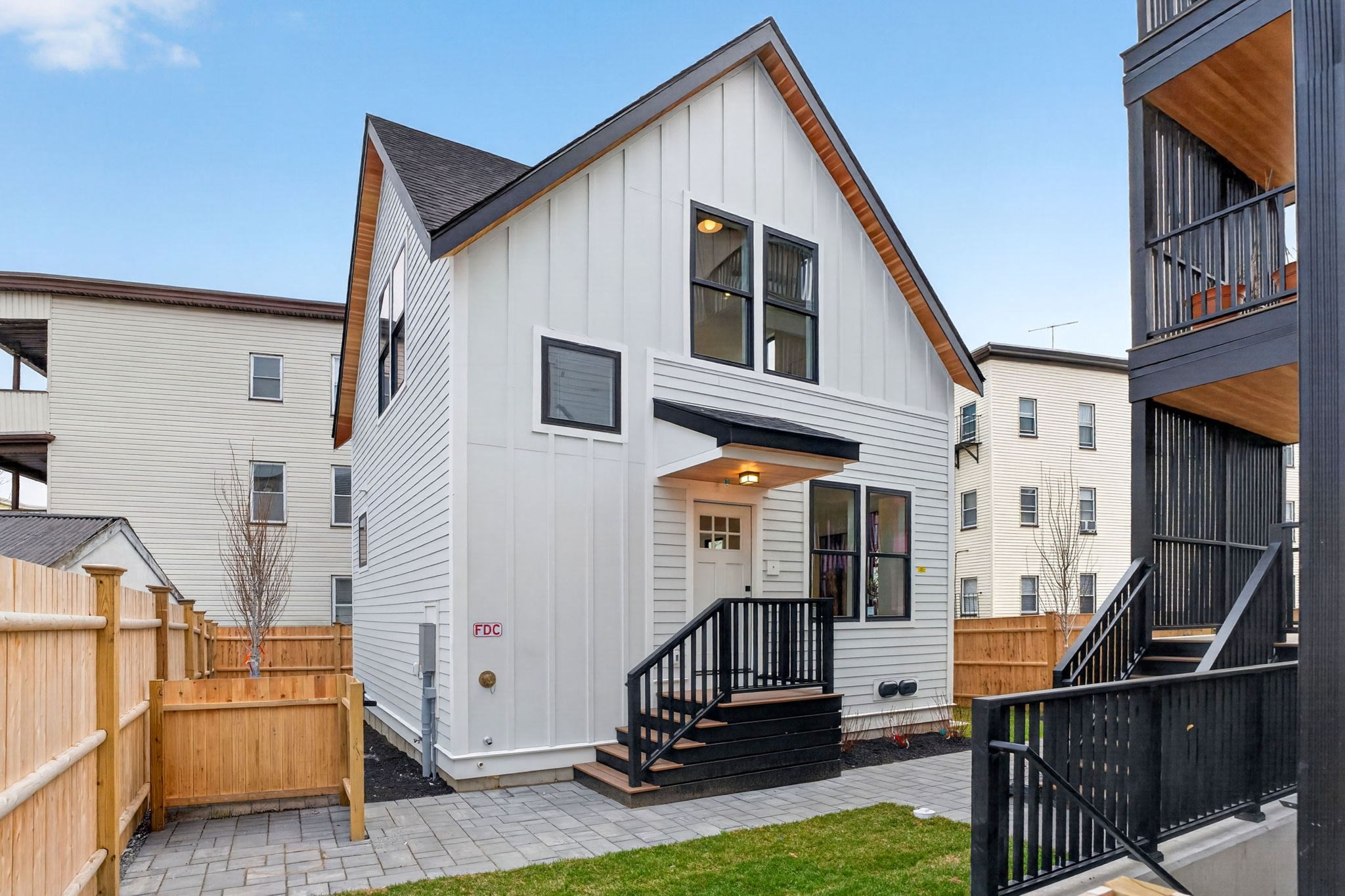 192 Washington Street Unit R, Somerville, MA 02143