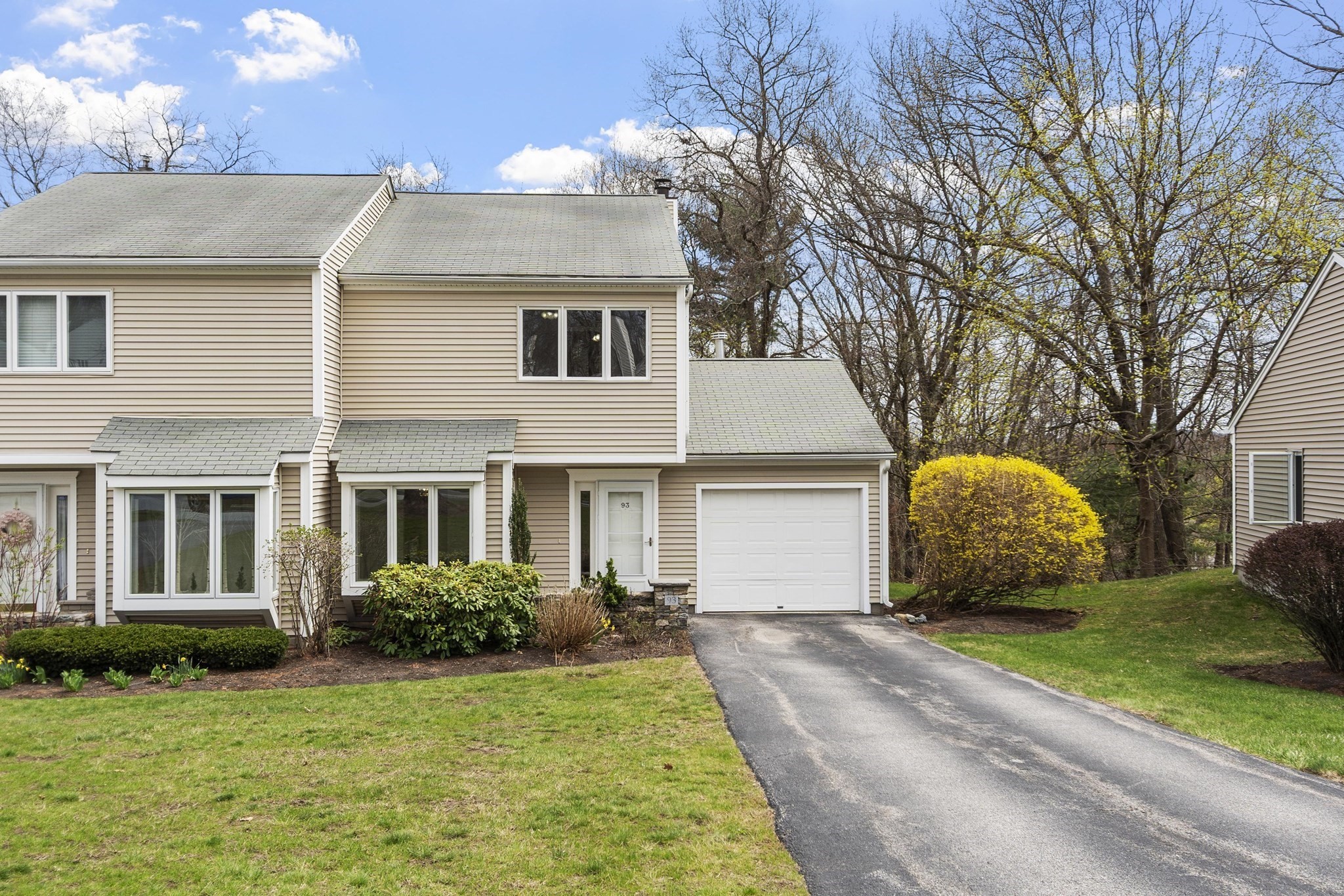 93 Oakwood Lane Unit 93, Worcester, MA 01604