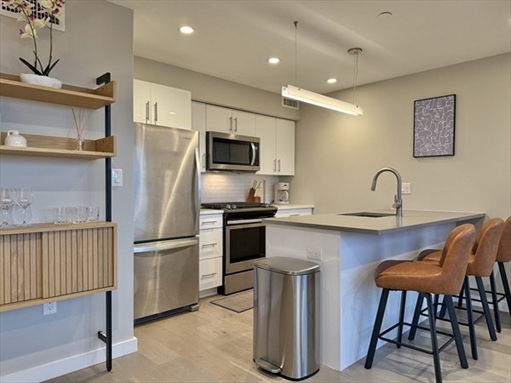 244 Hanover, Apt 610