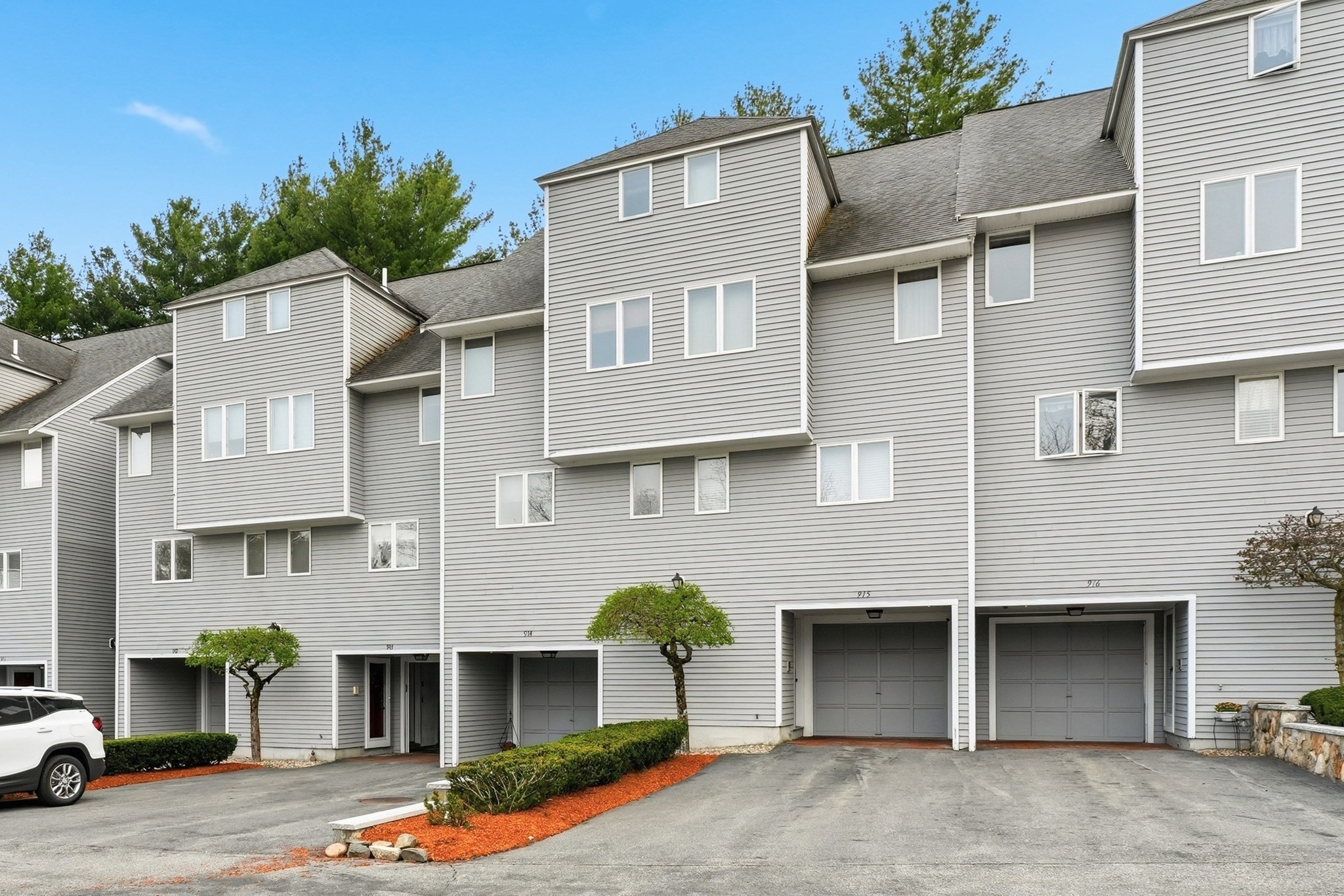 914 Sherwood Forest Lane Unit 914, Saugus, MA 01906