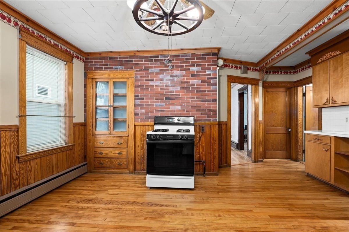 34 Dartmouth St, Worcester, MA 01604 - Image 9