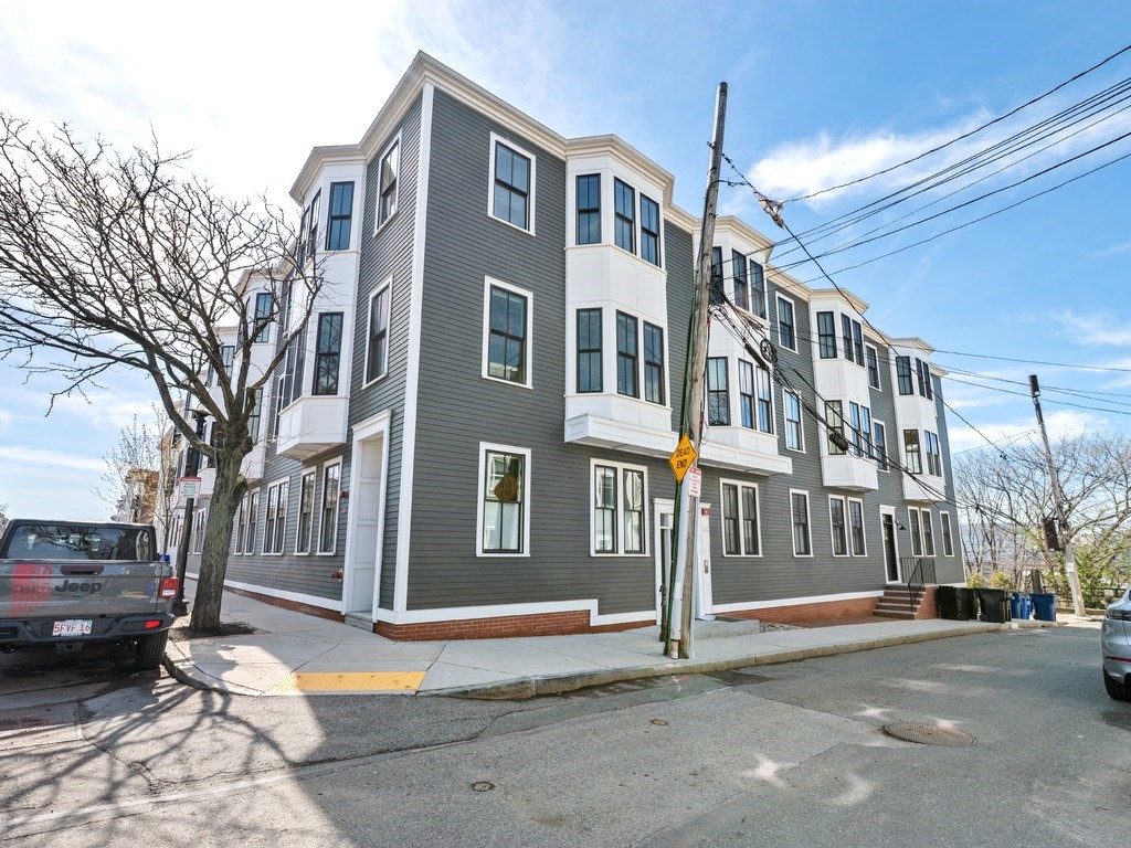 324 Bunker Hill Street Unit 201, Charlestown, Boston, MA 02129 - Image 22