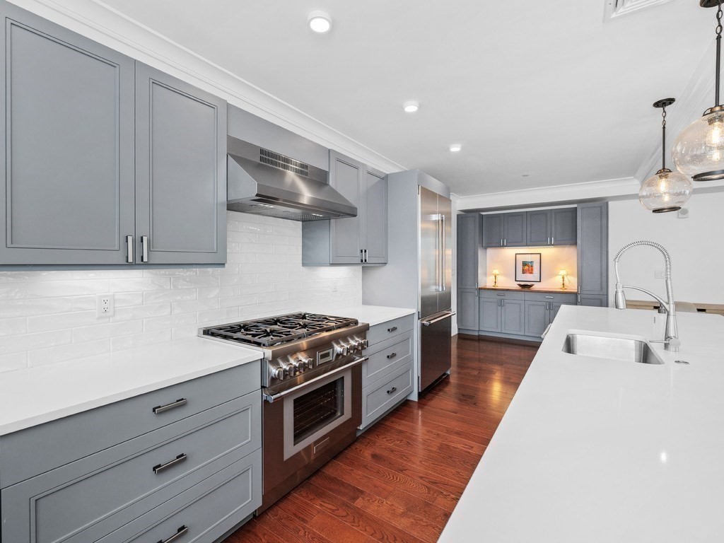 324 Bunker Hill Street Unit 201, Charlestown, Boston, MA 02129 - Image 8