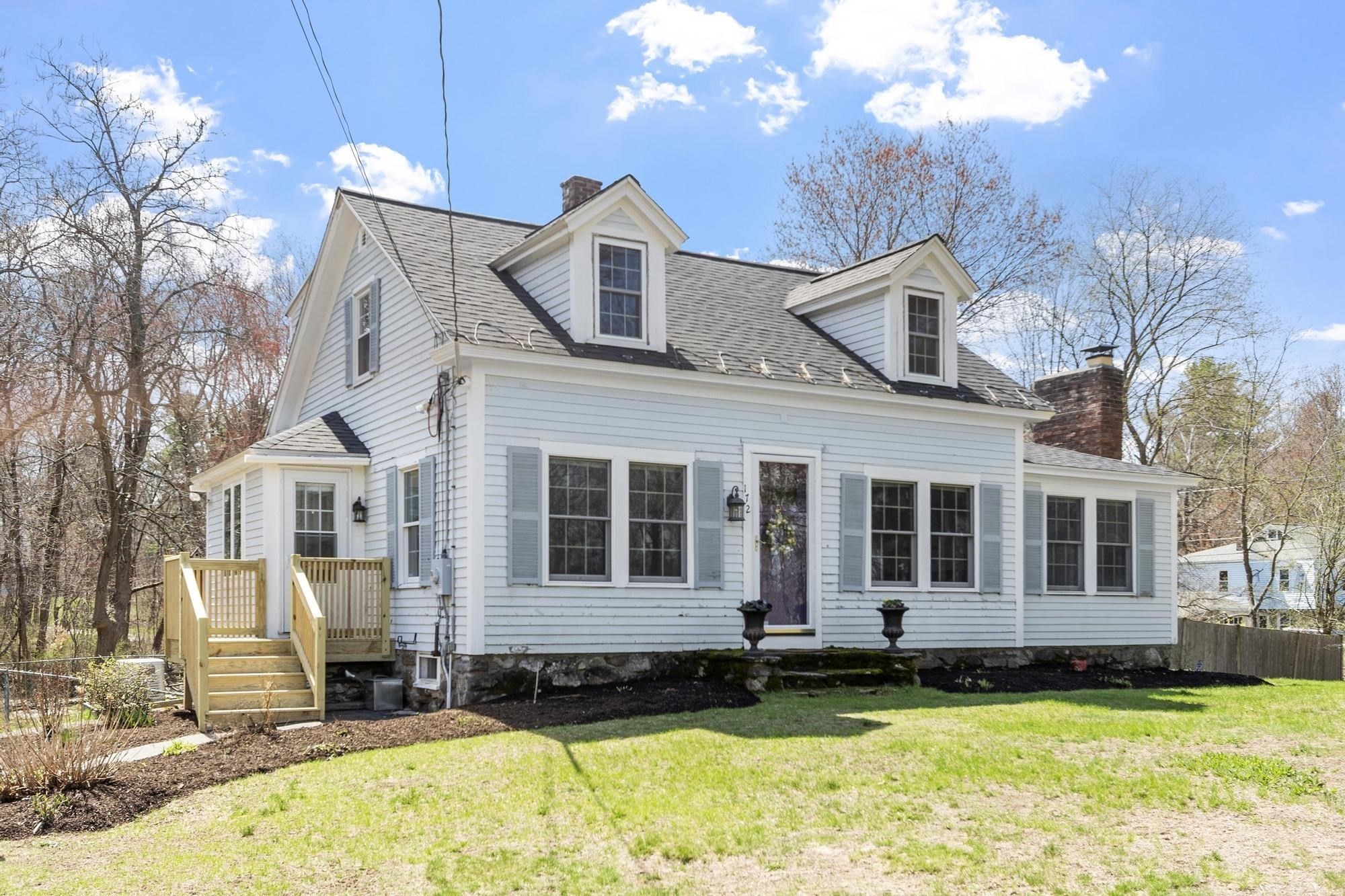 172 High Street, Chelmsford, MA 01824