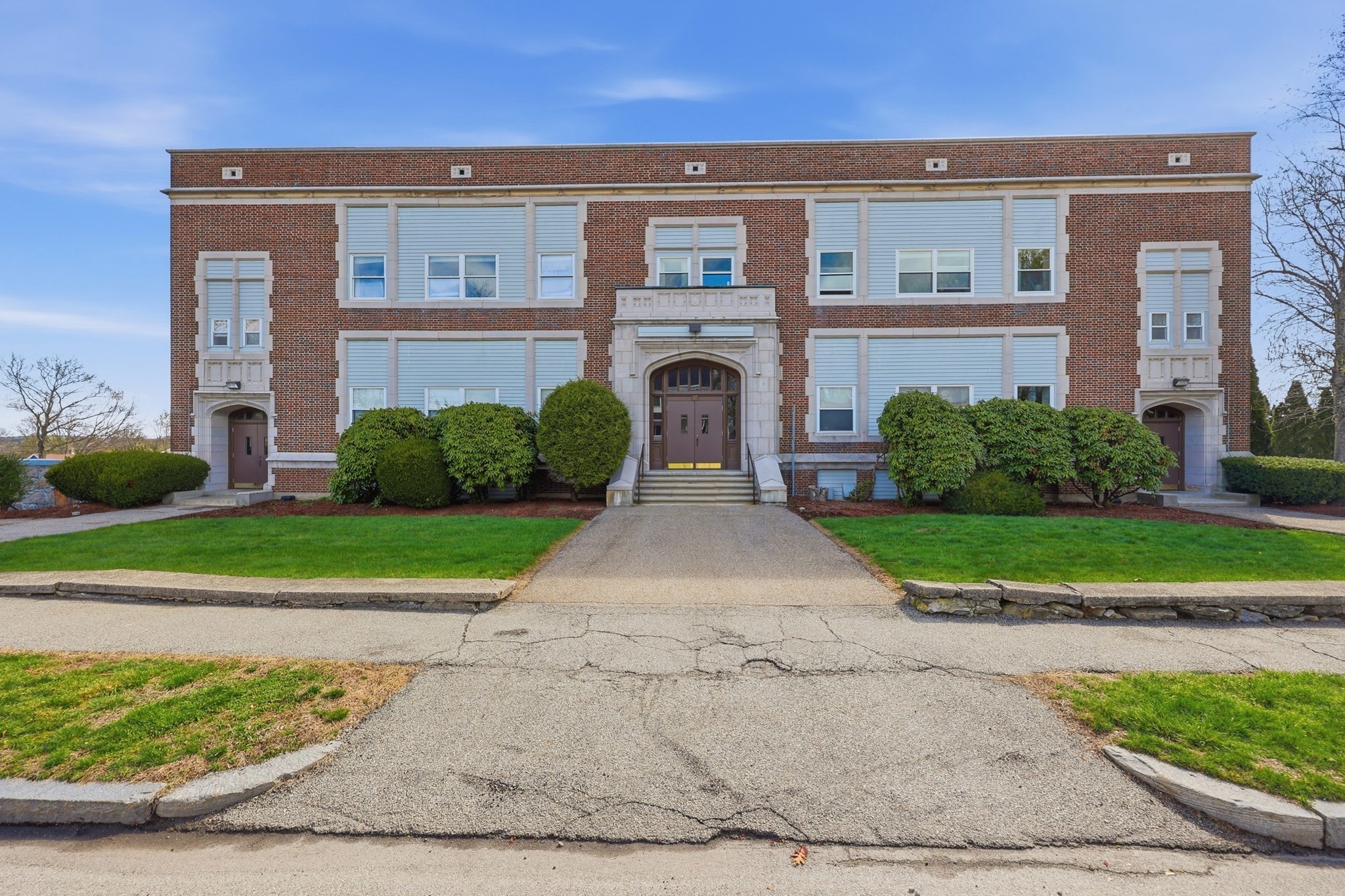 21 Middlesex Avenue Unit 305, Worcester, MA 01604