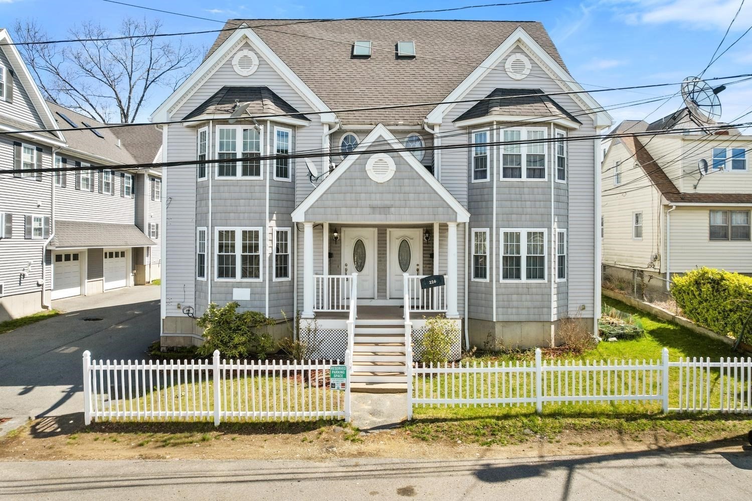 224 Pleasant Street Unit A, Lowell, MA 01852