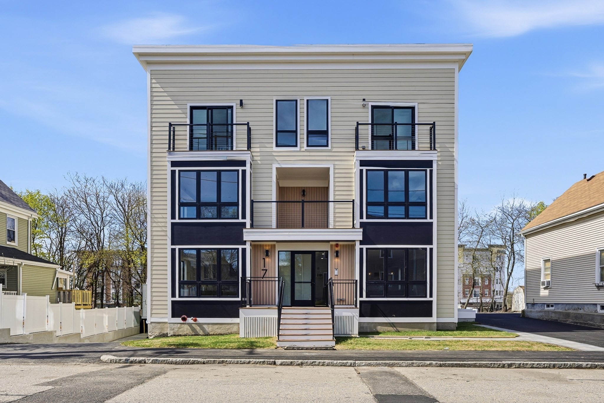 17 Holmes Street Unit 101, Quincy, MA 02171