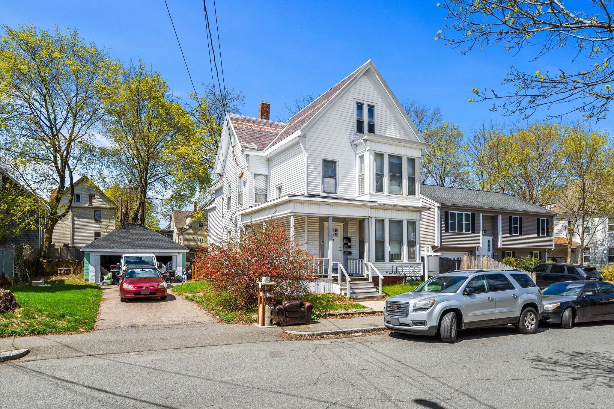27 Hamilton St, Brockton, MA 02301