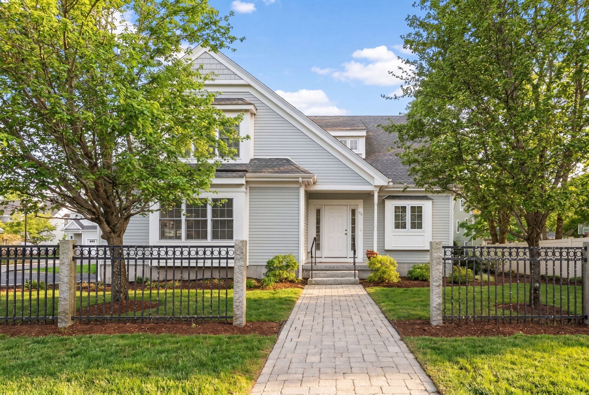 94 North, Medfield, MA 02052