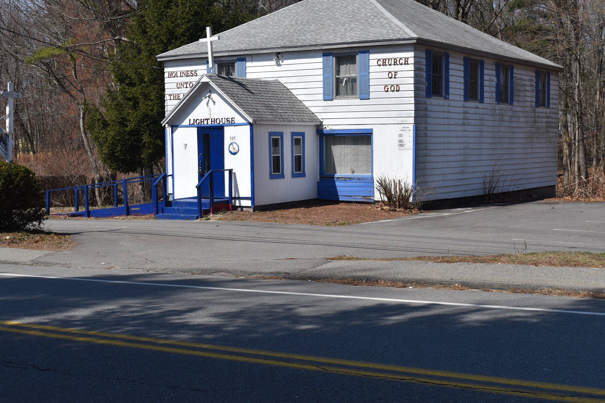 107 Whalom Road, Lunenburg, MA 01462