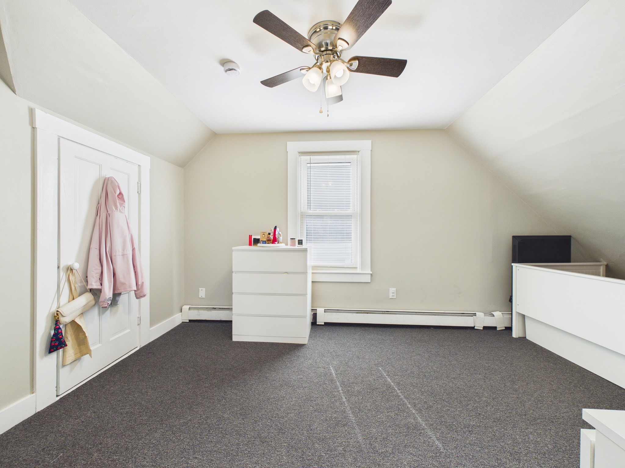 107 Robeson St, New Bedford, MA 02740 - Image 19
