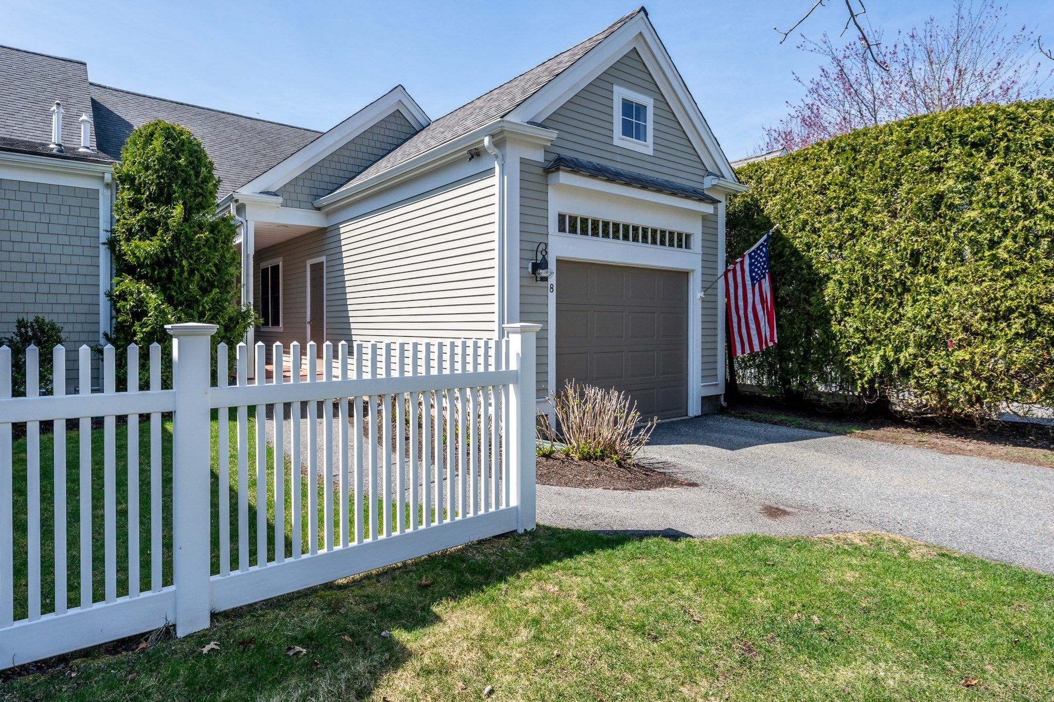 8 Hollyhock Knoll Ct Unit 8, Bourne, MA 02532