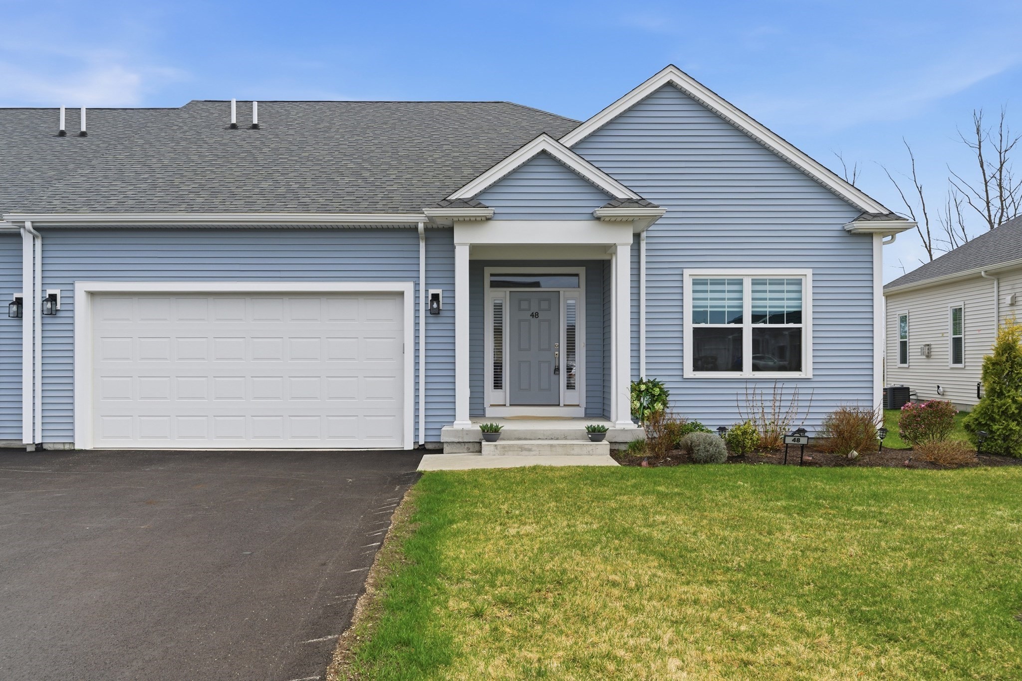 48 Crestwood Circle Unit 26, Northbridge, MA 01588