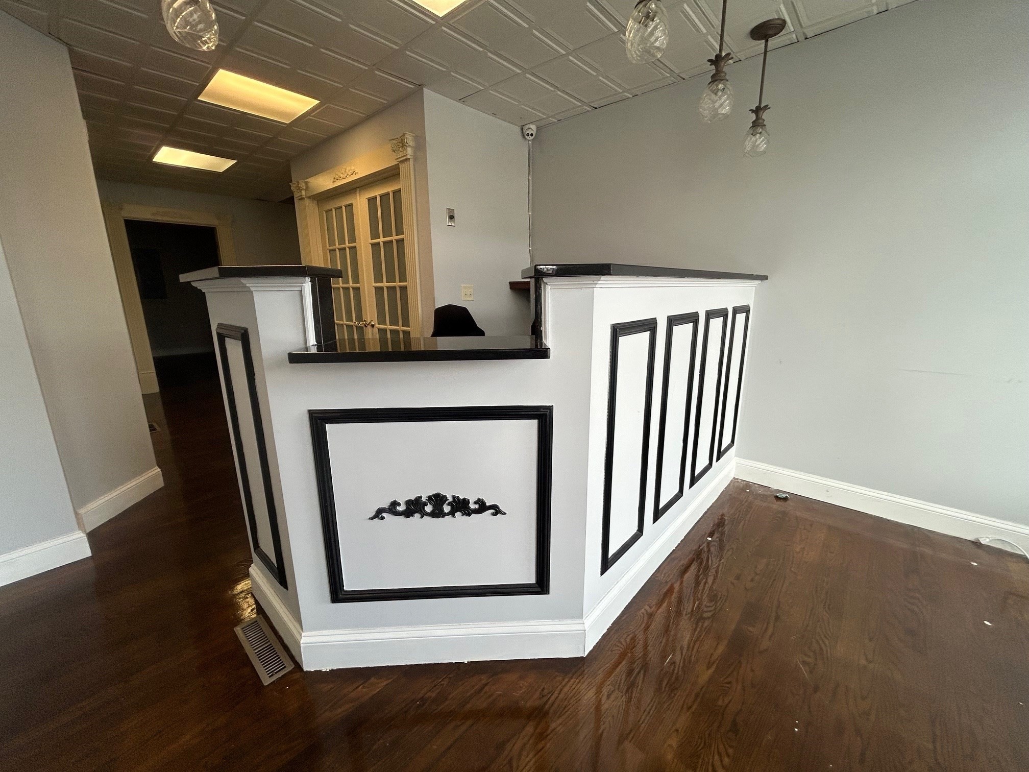 609 Newport Ave, Attleboro, MA 02703