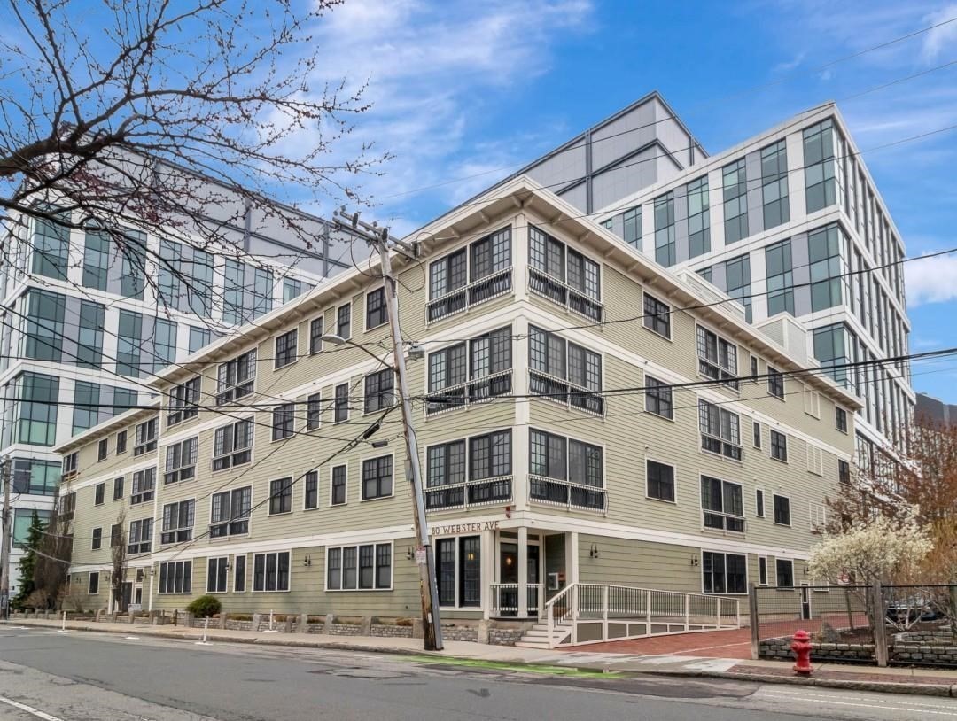80 Webster Ave Unit 1D, Somerville, MA 02143