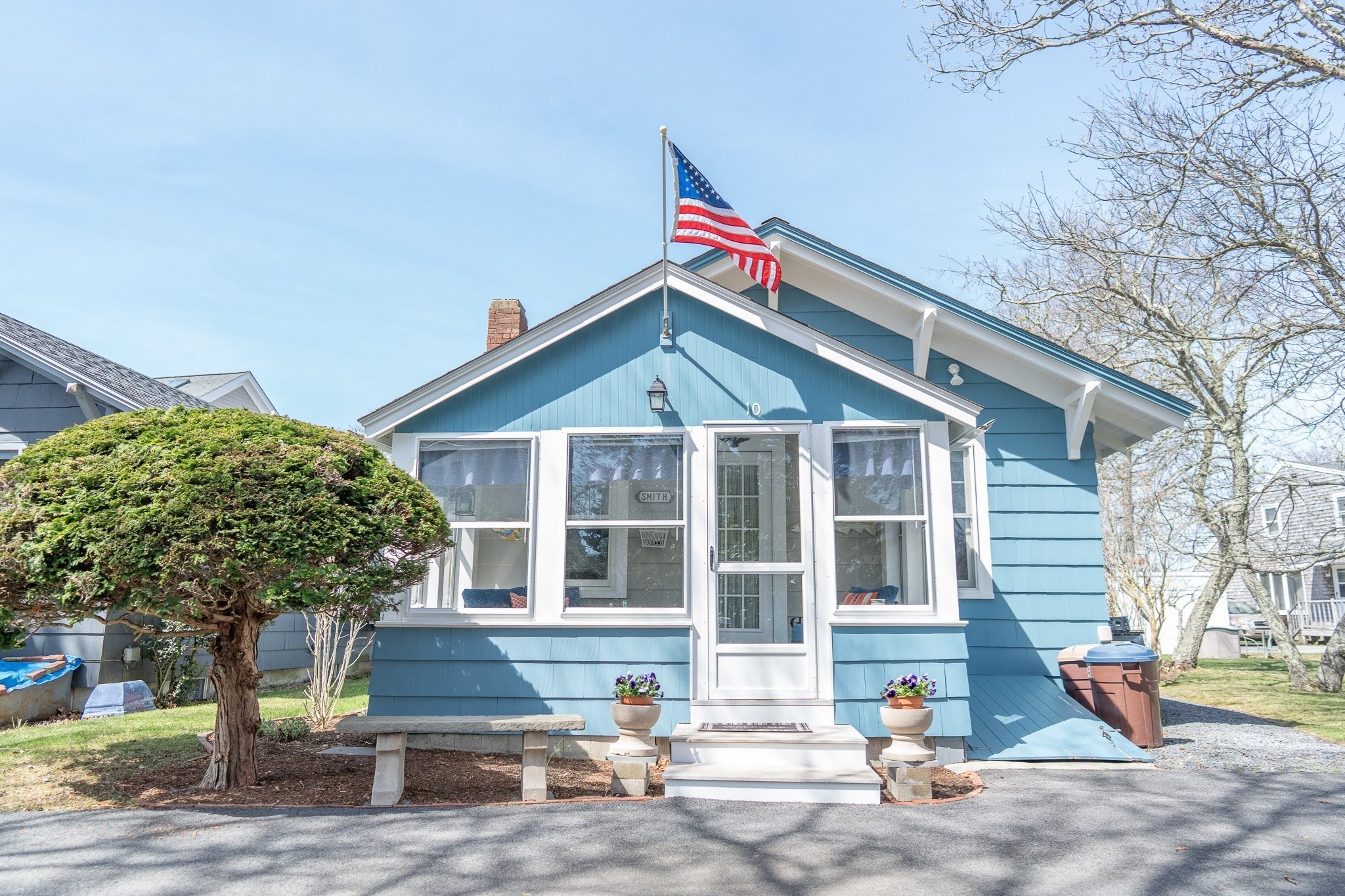 10 Essex Pl, Harwich, MA 02646