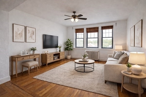 2001 Commonwealth Ave, Apt 4